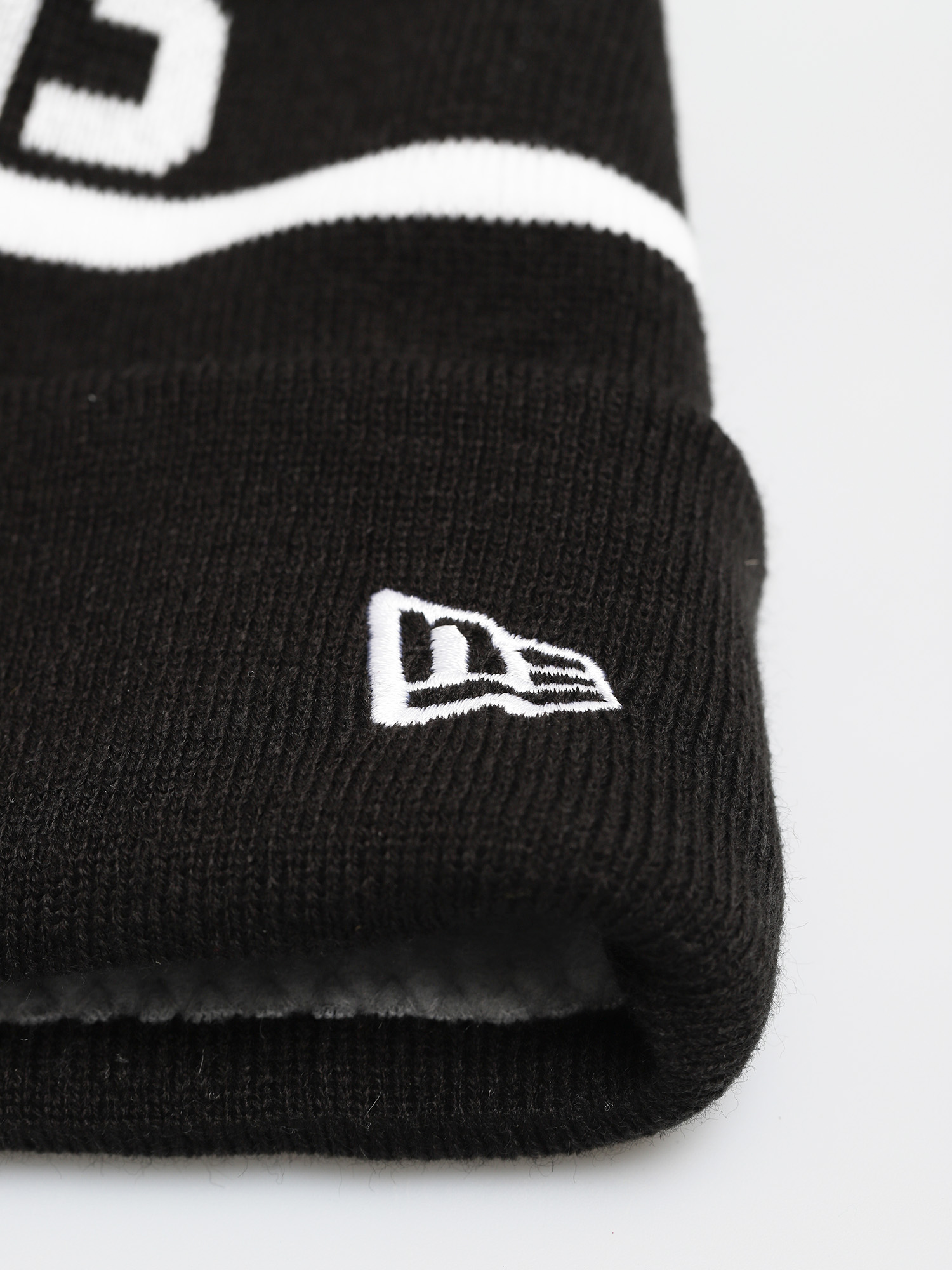 Czapka zimowa New Era Team Jake Bobble Los Angeles Lakers Cuff Knit (black)