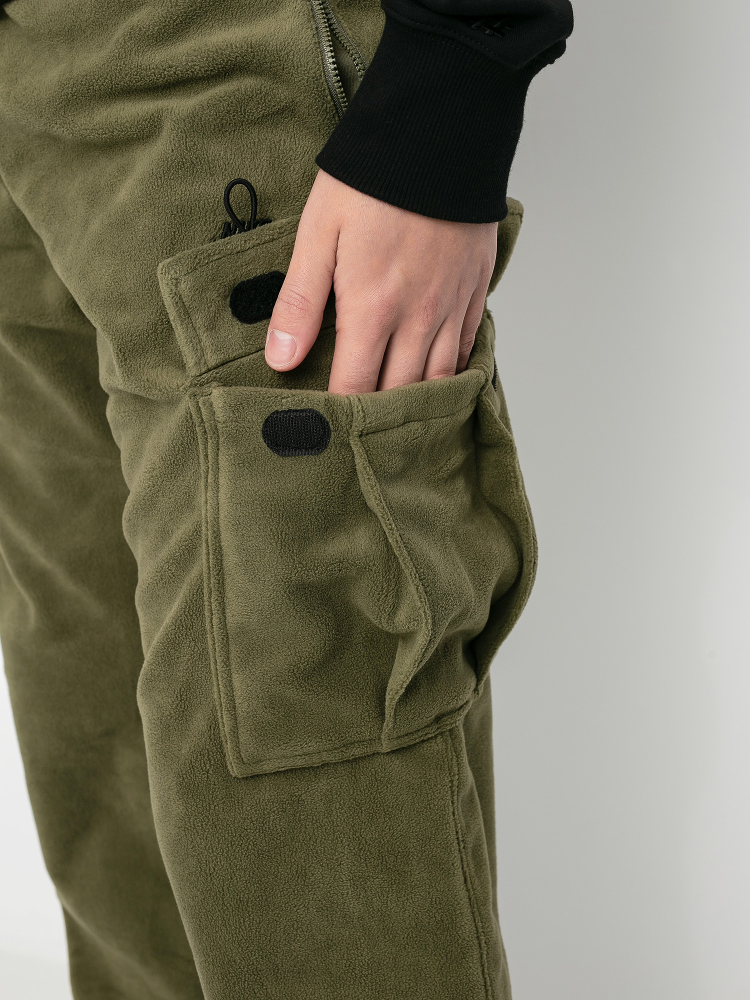 Spodnie Nike SB Novelty Cargo (medium olive/electro orange/black)