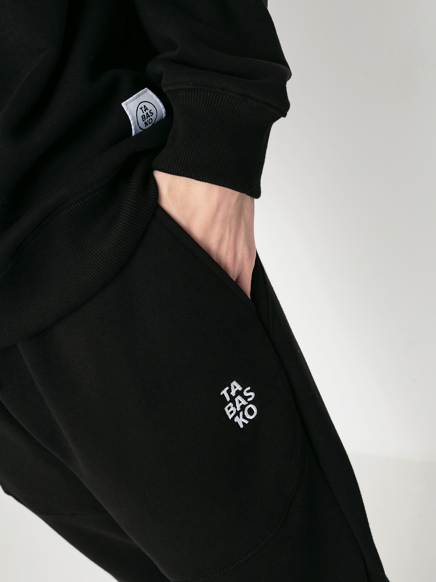 Spodnie Tabasko Swetpants (black)