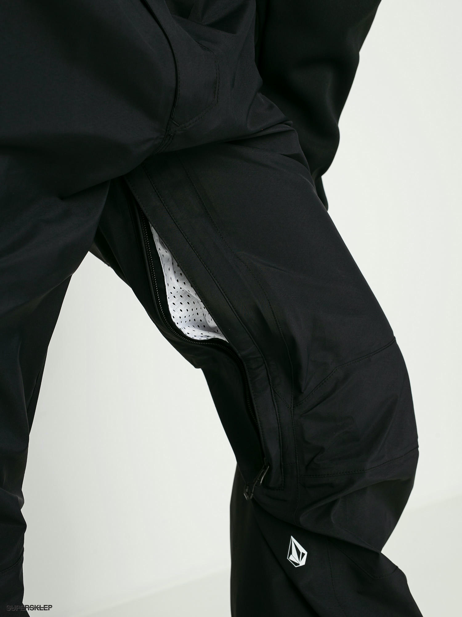 Spodnie snowboardowe Volcom 3L Gore Tex Bib Overall (black)