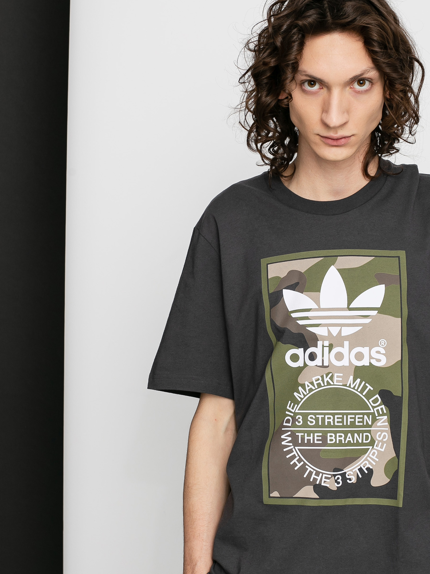 T-shirt adidas Originals Camo (utiblk)
