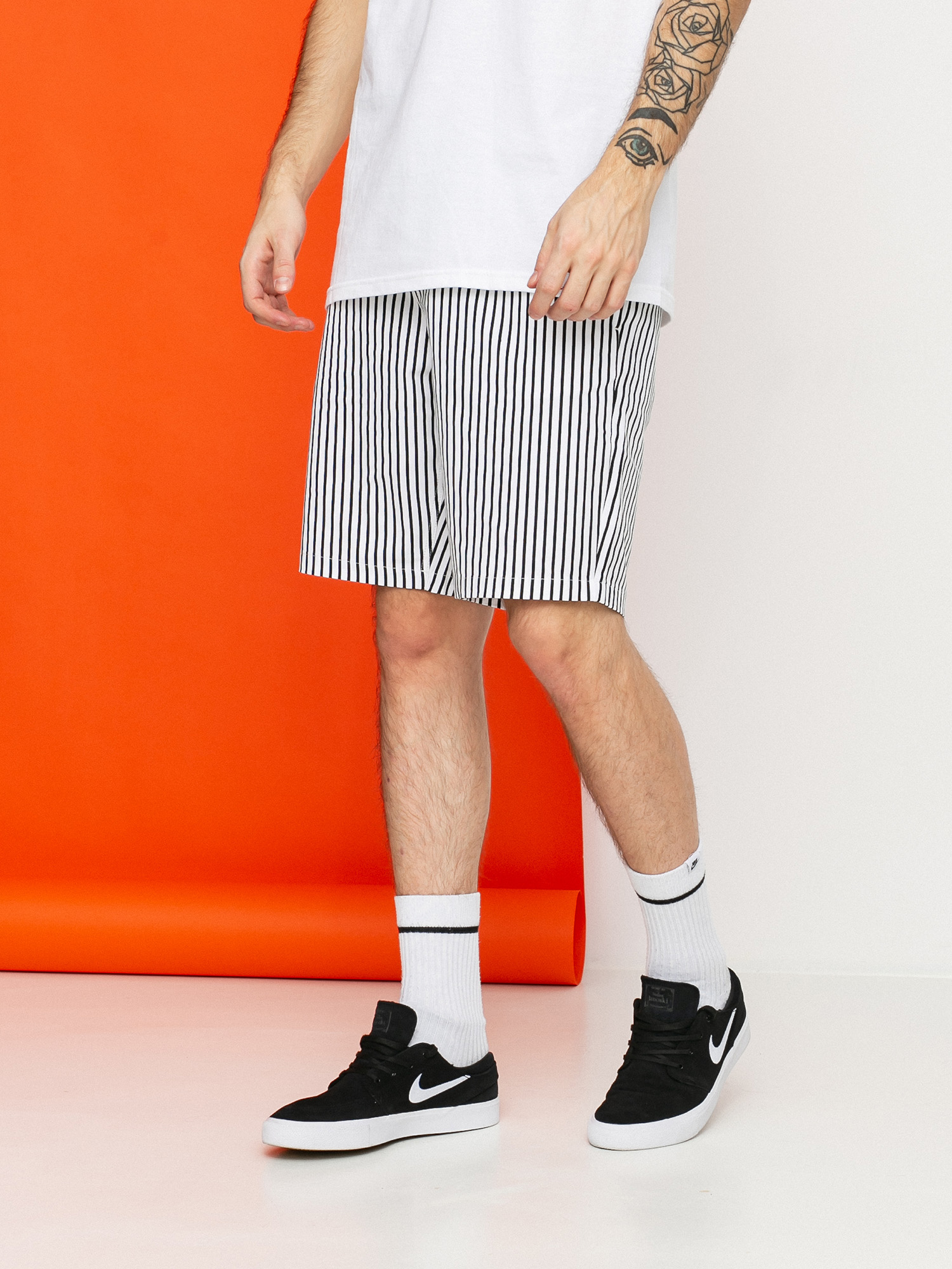 Szorty Diamond Supply Co. Crosby Twill (white/black)