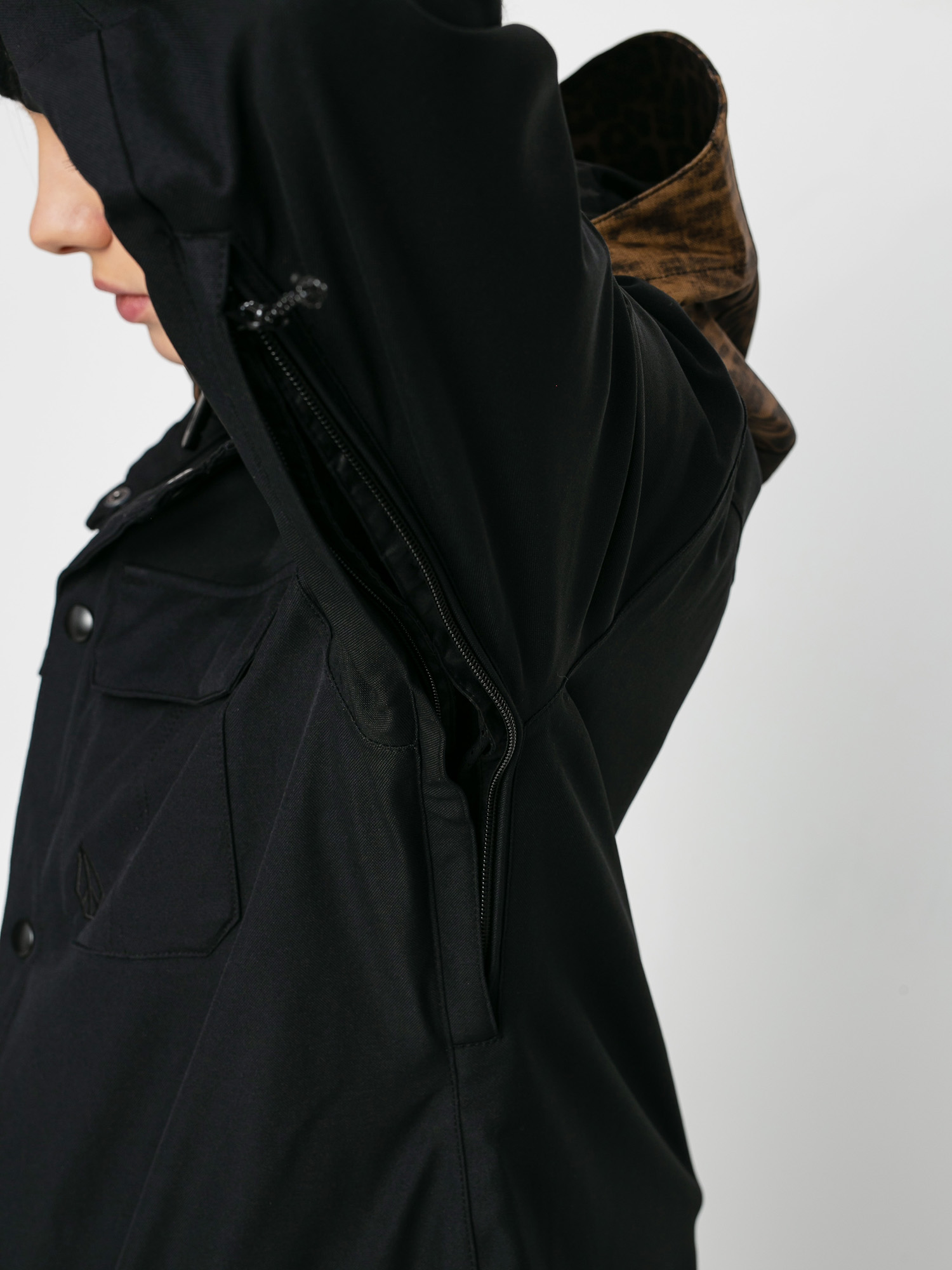 Damska Kurtka snowboardowa Volcom Kuma (black)