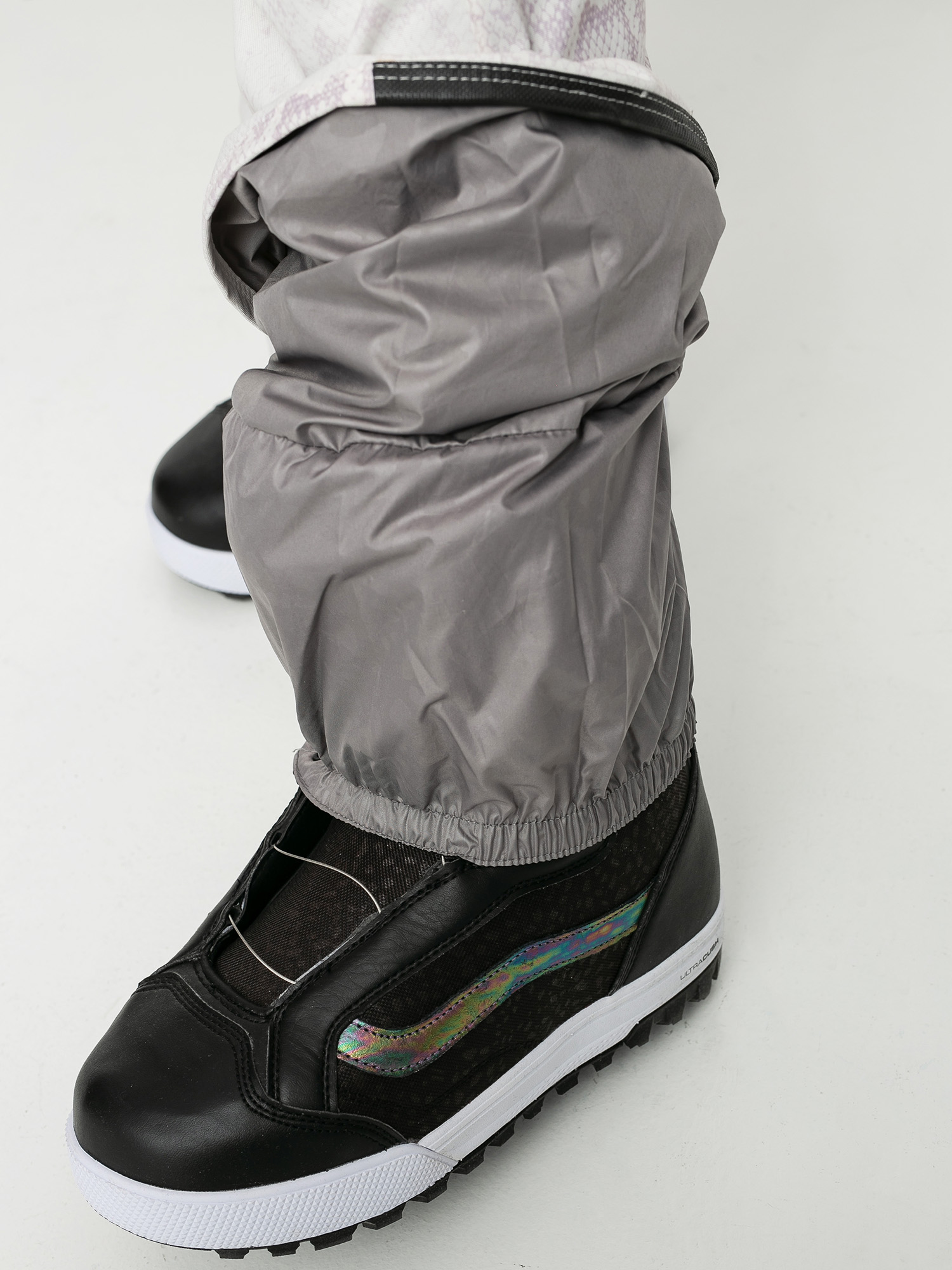 Damskie Spodnie snowboardowe Volcom Swift Bib Overall (bone snake)