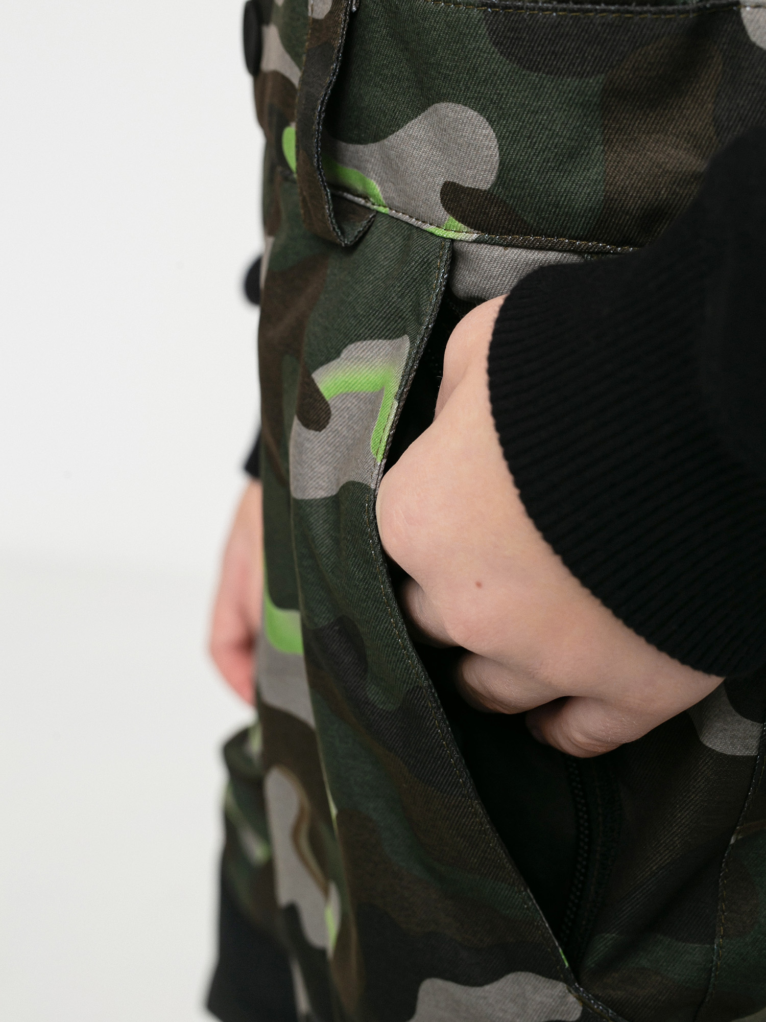 Spodnie snowboardowe Volcom Barkley Bib Overall (army)