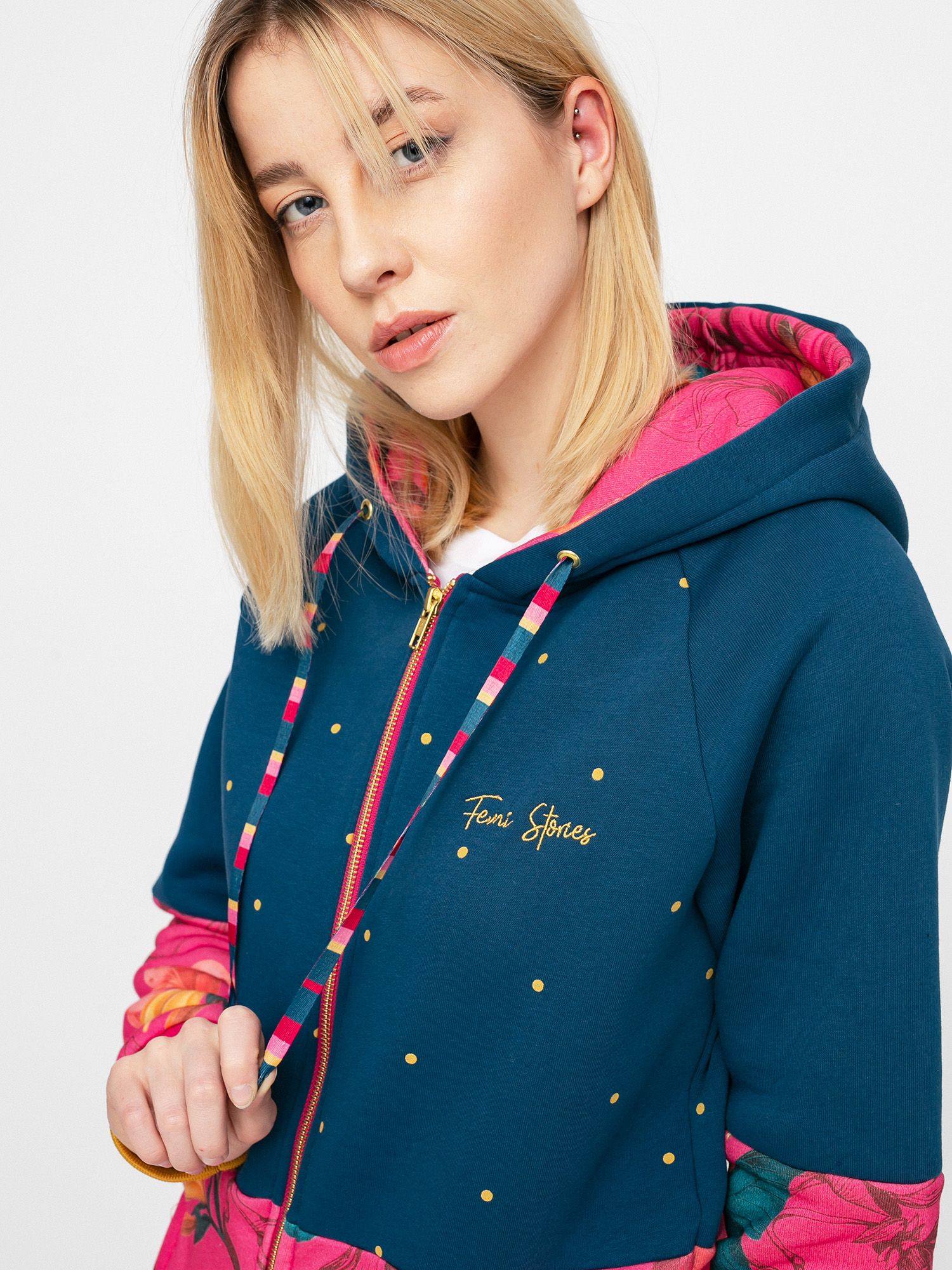 Bluza z kapturem Femi Stories Mago ZHD Wmn (mgtf)