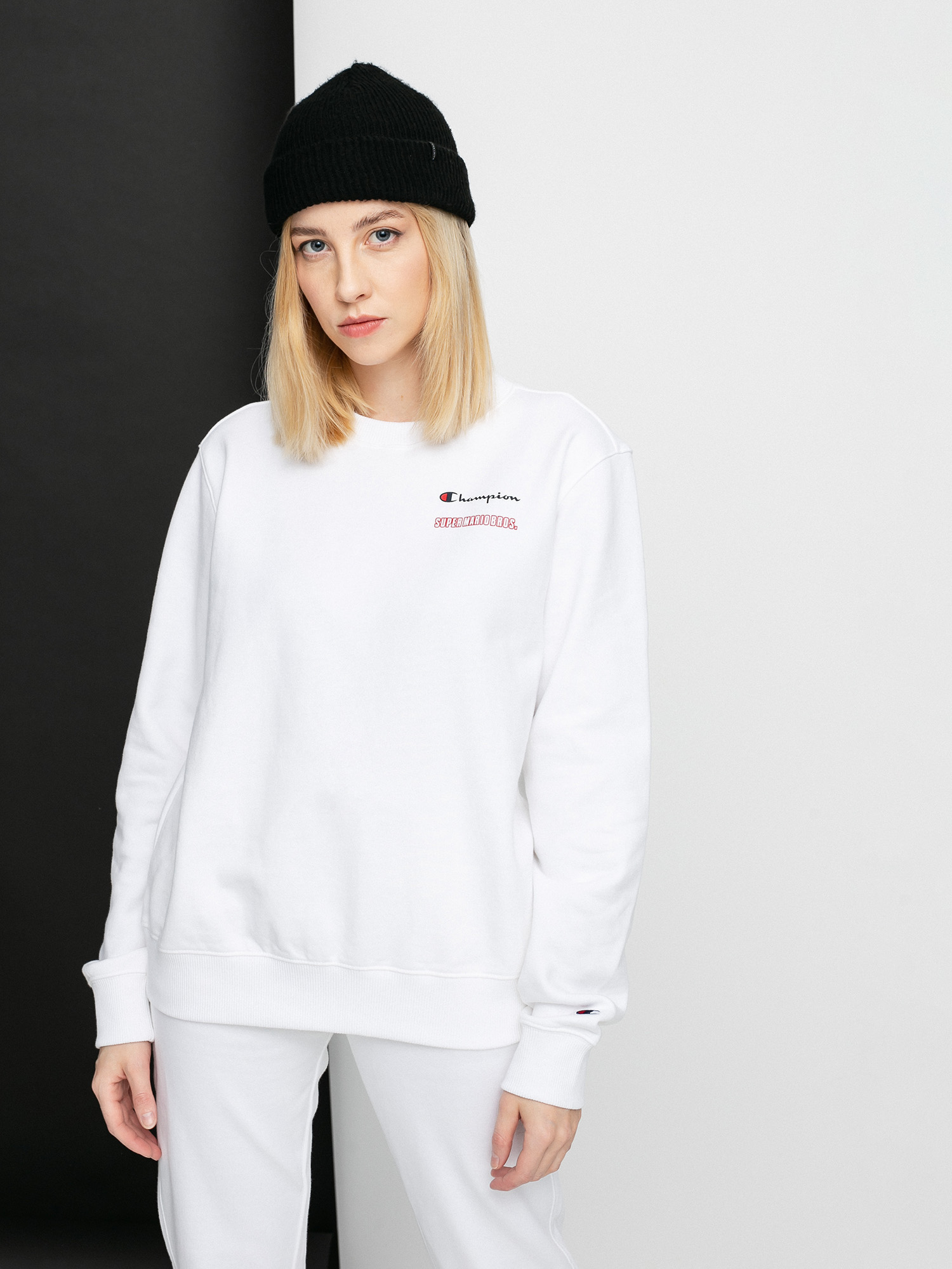 Bluza Champion X Nintendo Sweatshirt Wmn (wht)