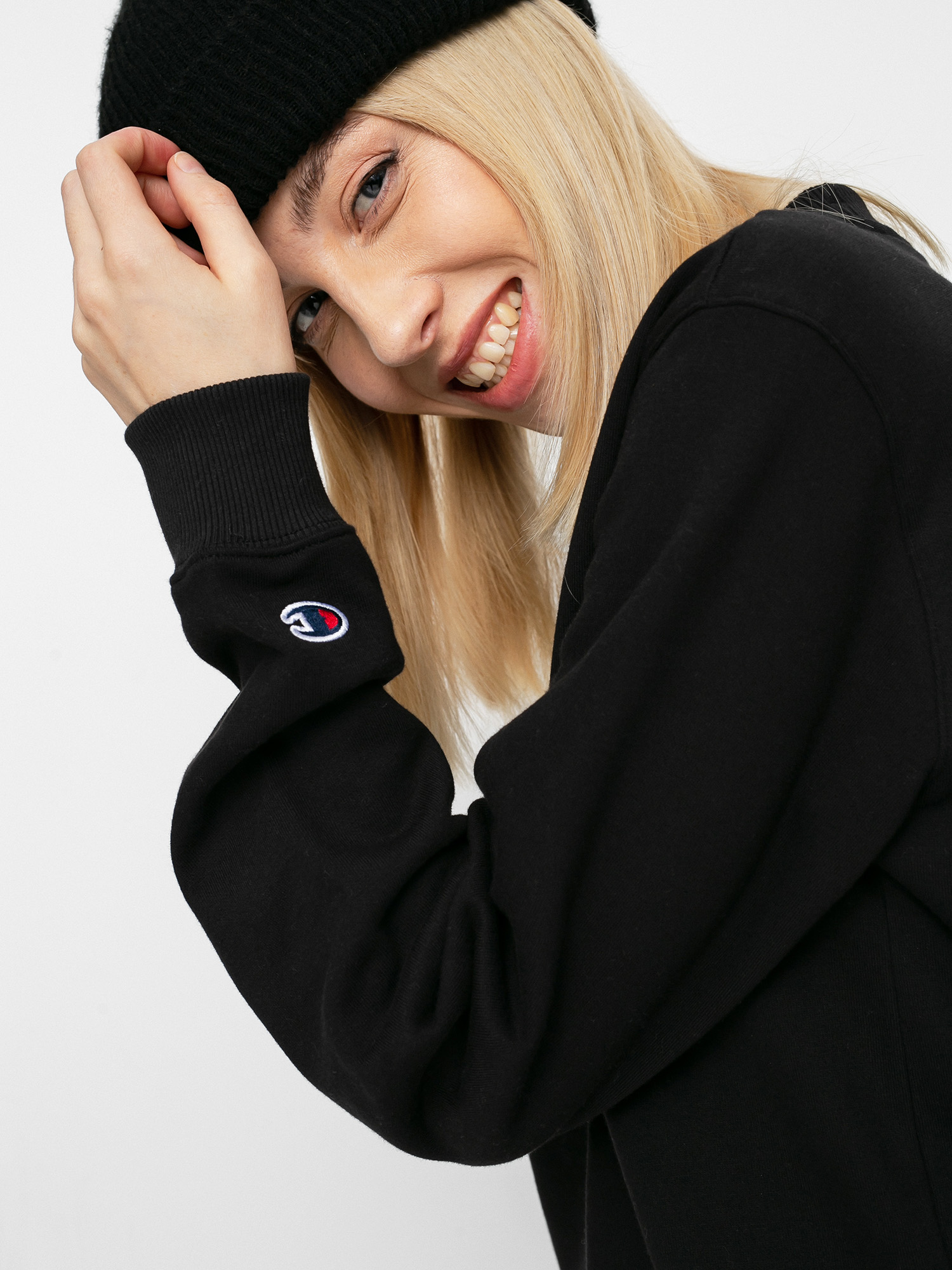 Bluza Champion X Nintendo Sweatshirt Wmn (nbk)