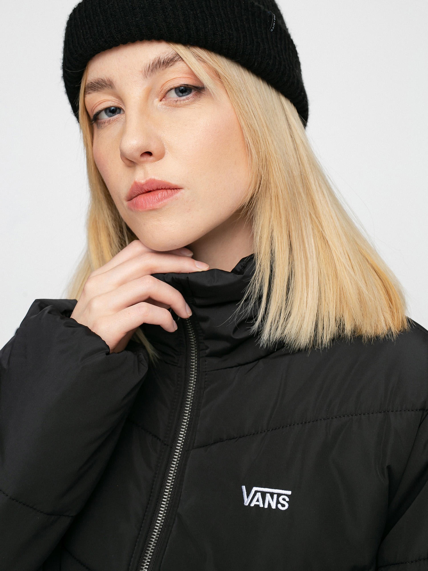 Kurtka Vans Foundry V Puffer Mte Wmn (black)