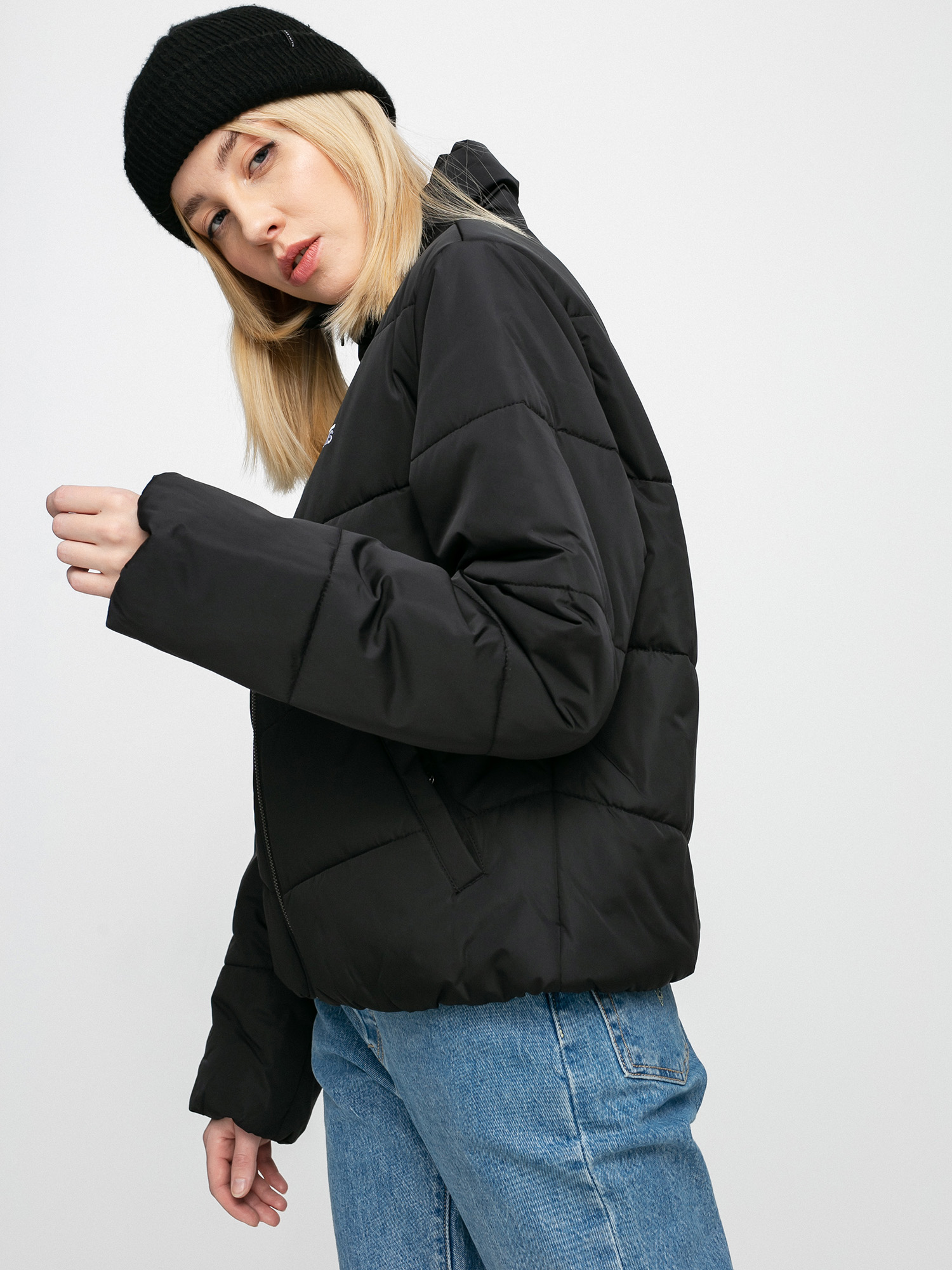 Kurtka Vans Foundry V Puffer Mte Wmn (black)