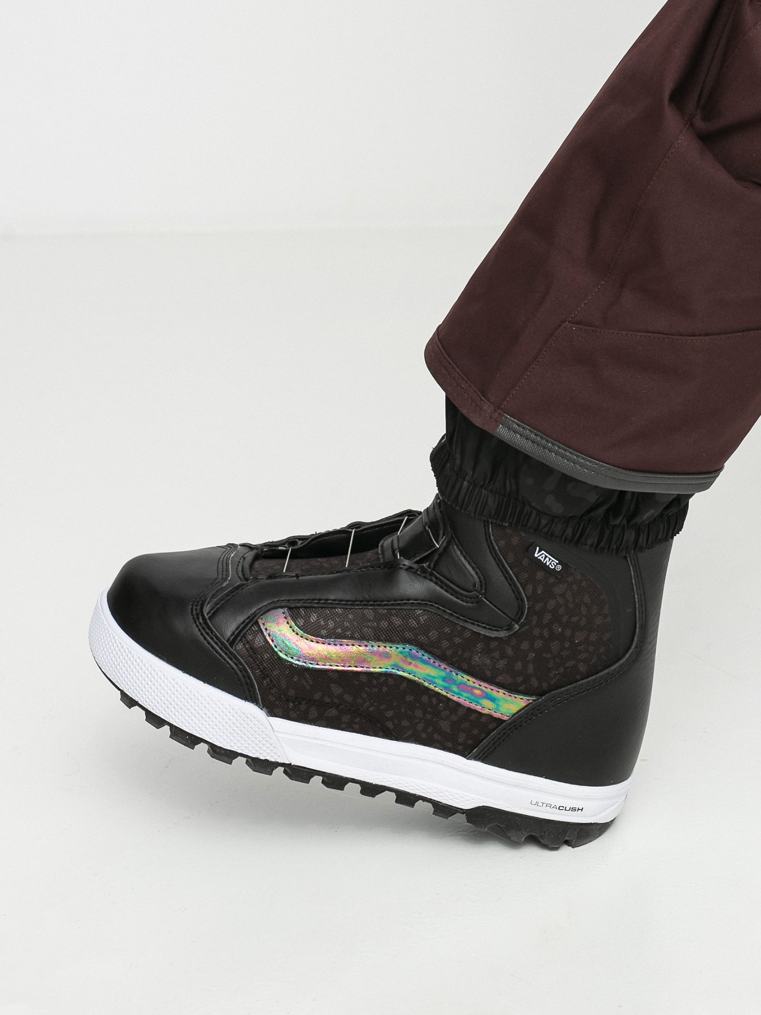 Damskie Spodnie snowboardowe Volcom Swift Bib Overall (black red)