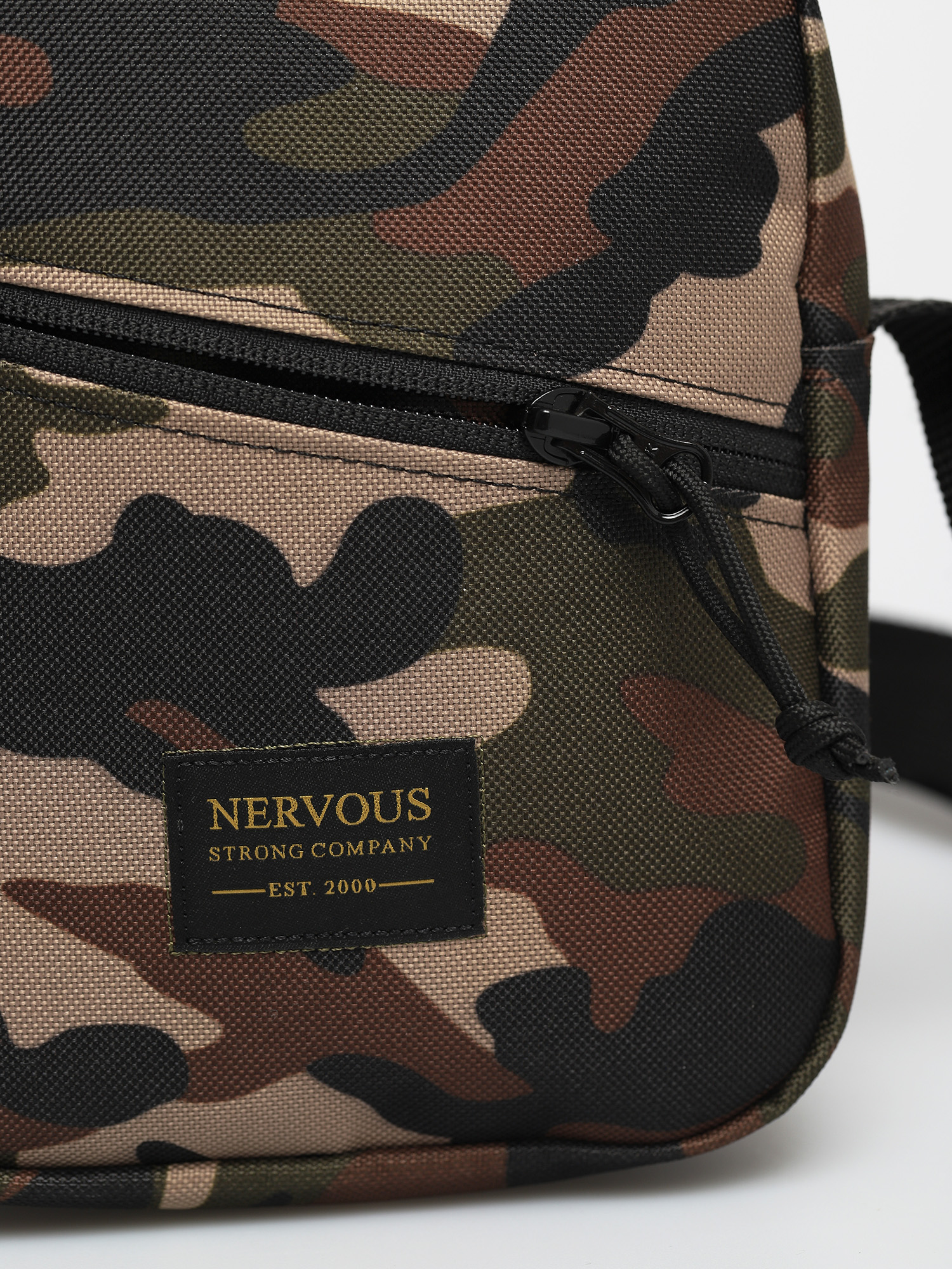 Paszportówka Nervous Goldtag (camo)