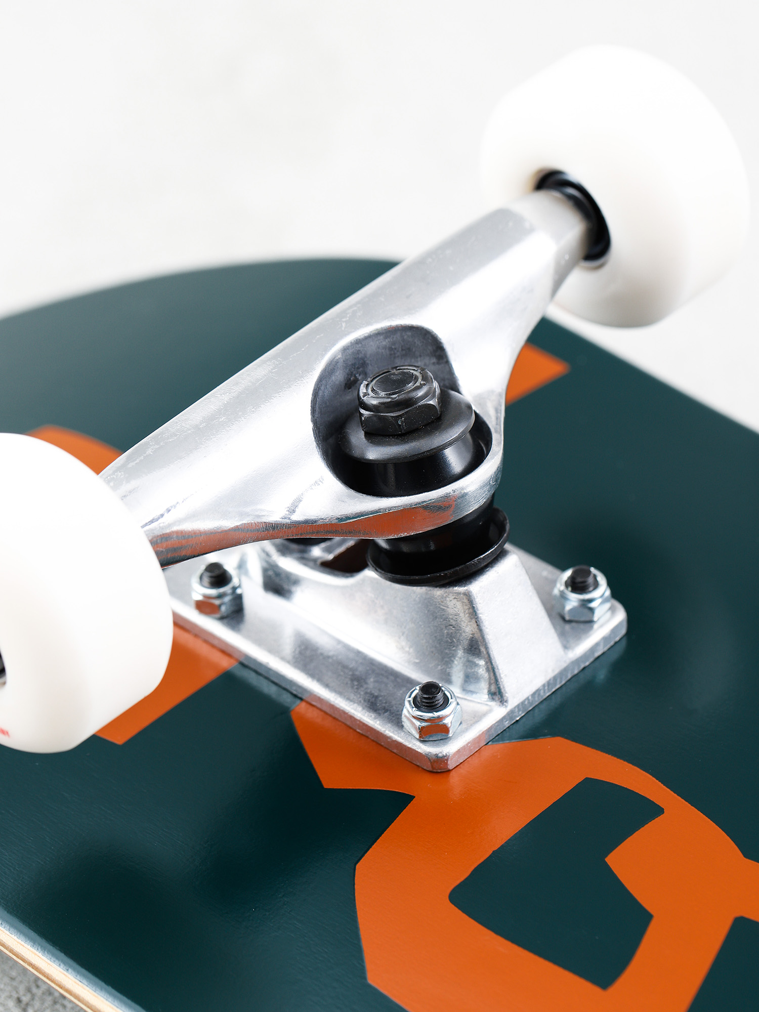 Deskorolka Chocolate Tershy Chunk (dark green)