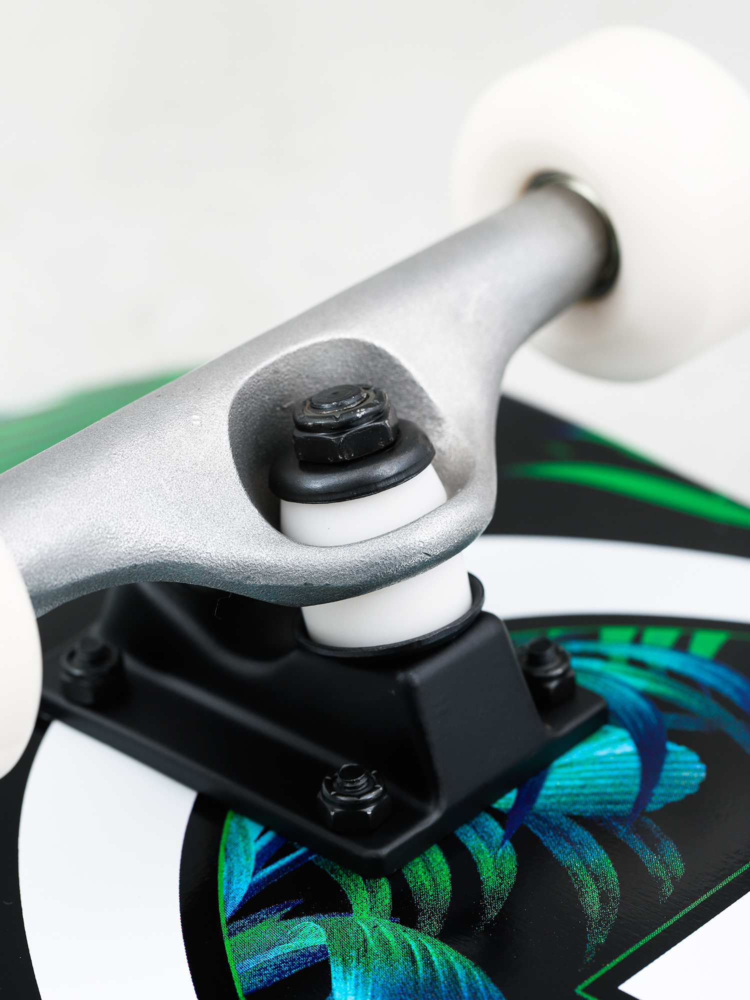 Deskorolka Real Tropic Ovals II (assorted)