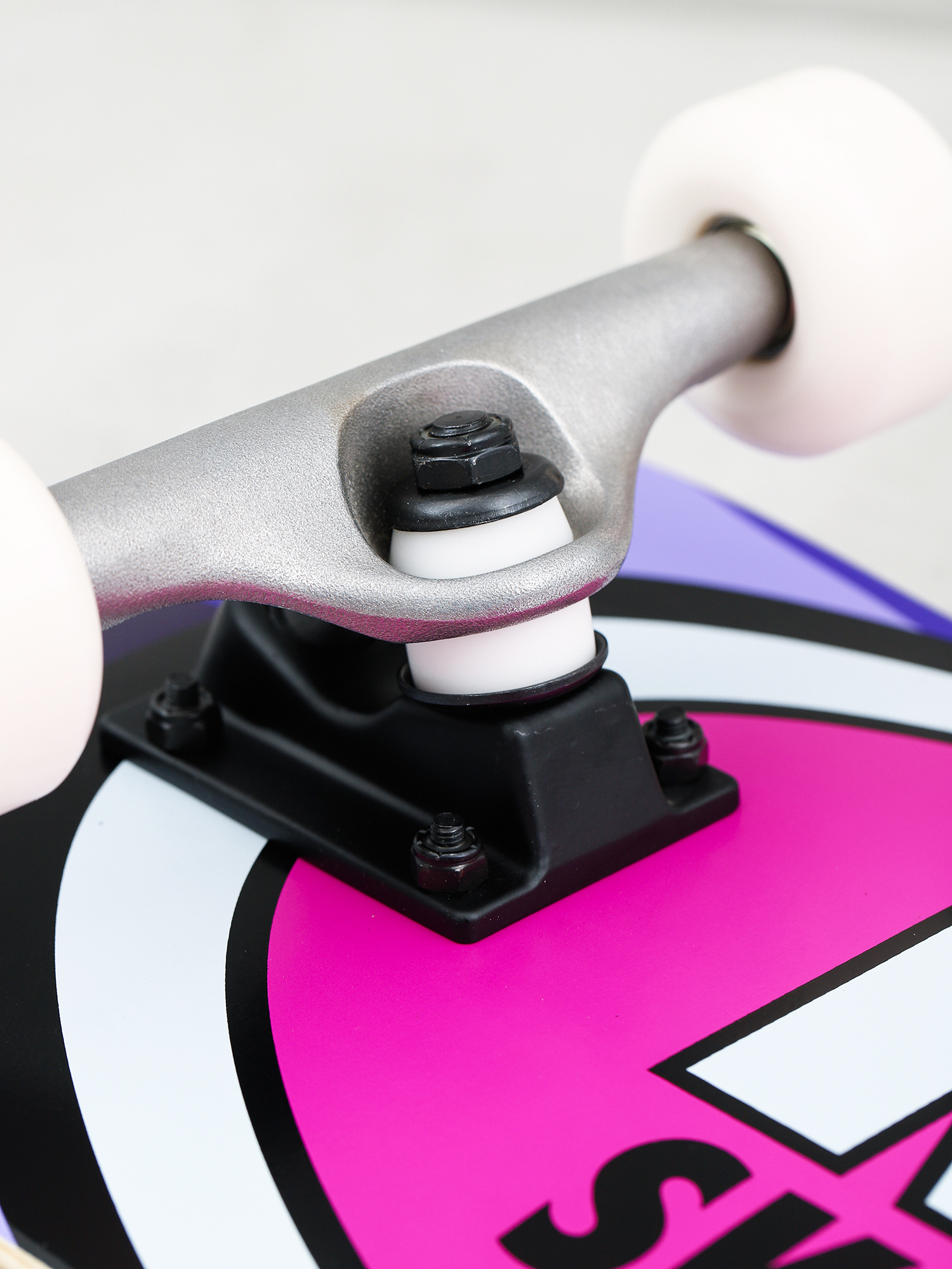 Deskorolka Real Oval Camo (pink)