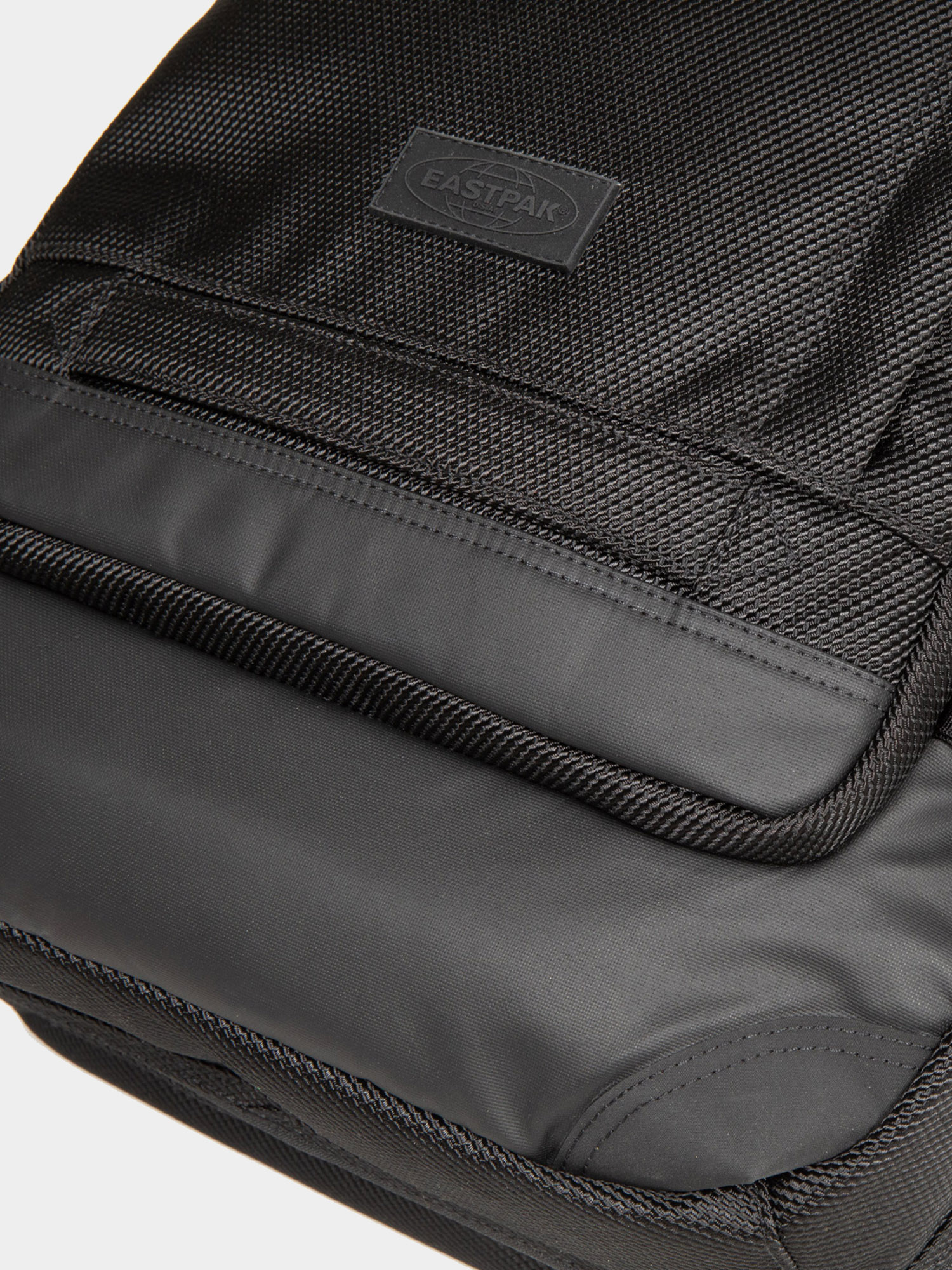 Walizka Eastpak Tranzpack Cnnct (coat)