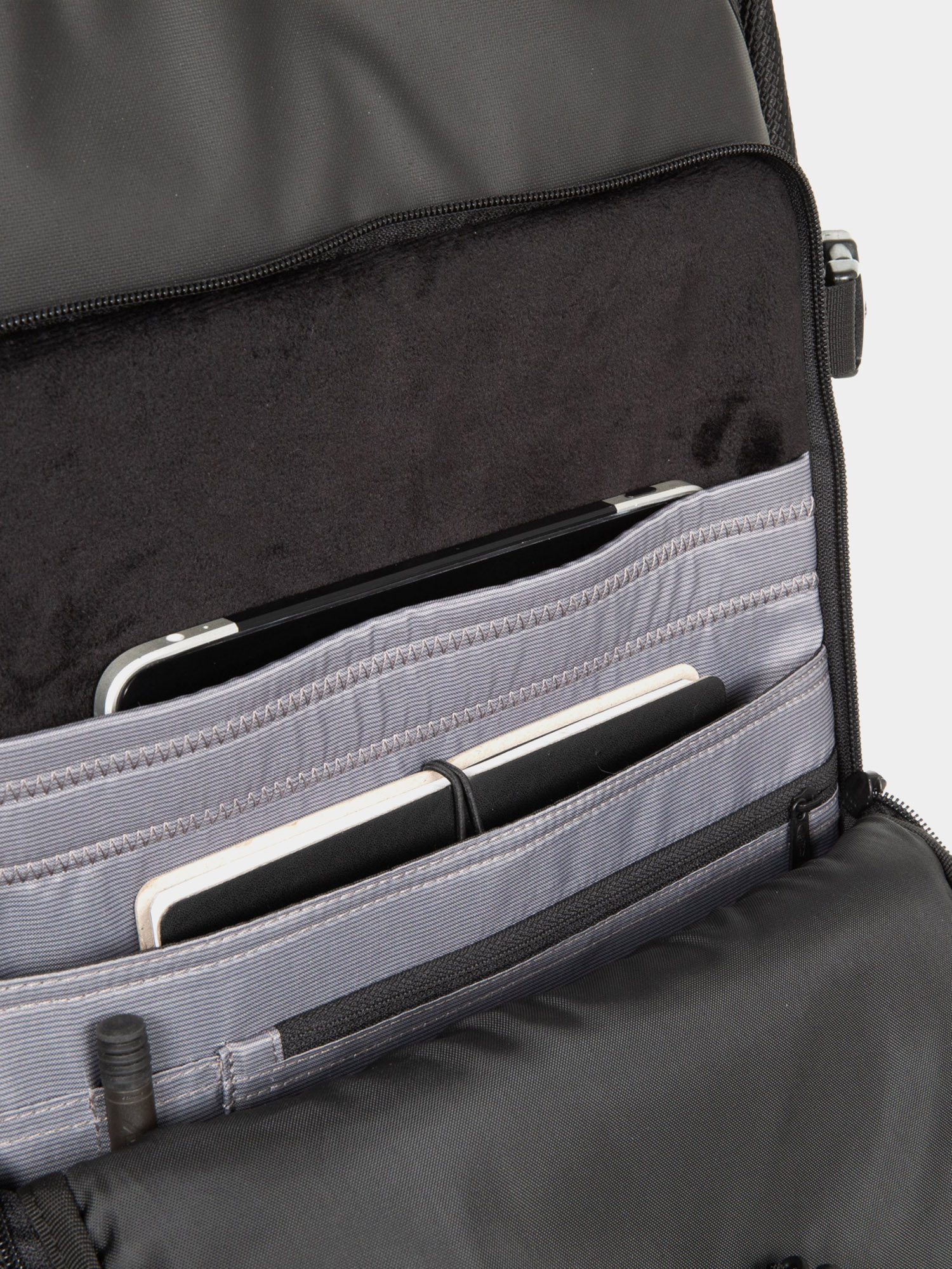 Walizka Eastpak Tranzpack Cnnct (coat)