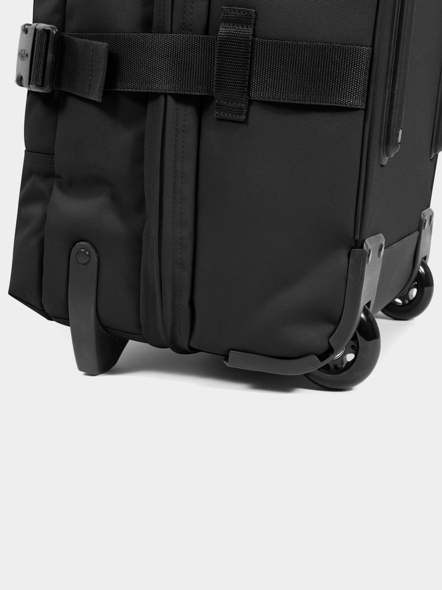 Walizka Eastpak Tranverz M (black)