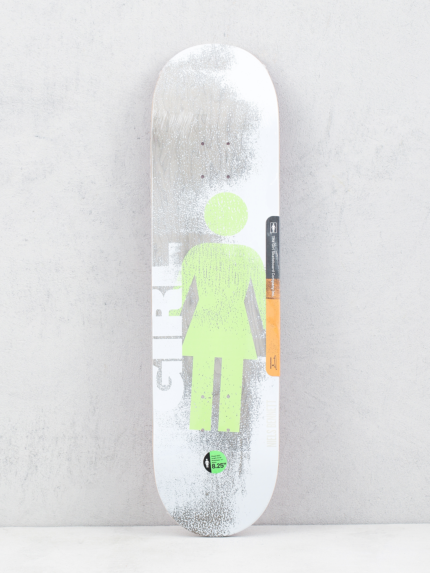 Deck Girl Skateboard Bennett Roller Og (white/sand/green)