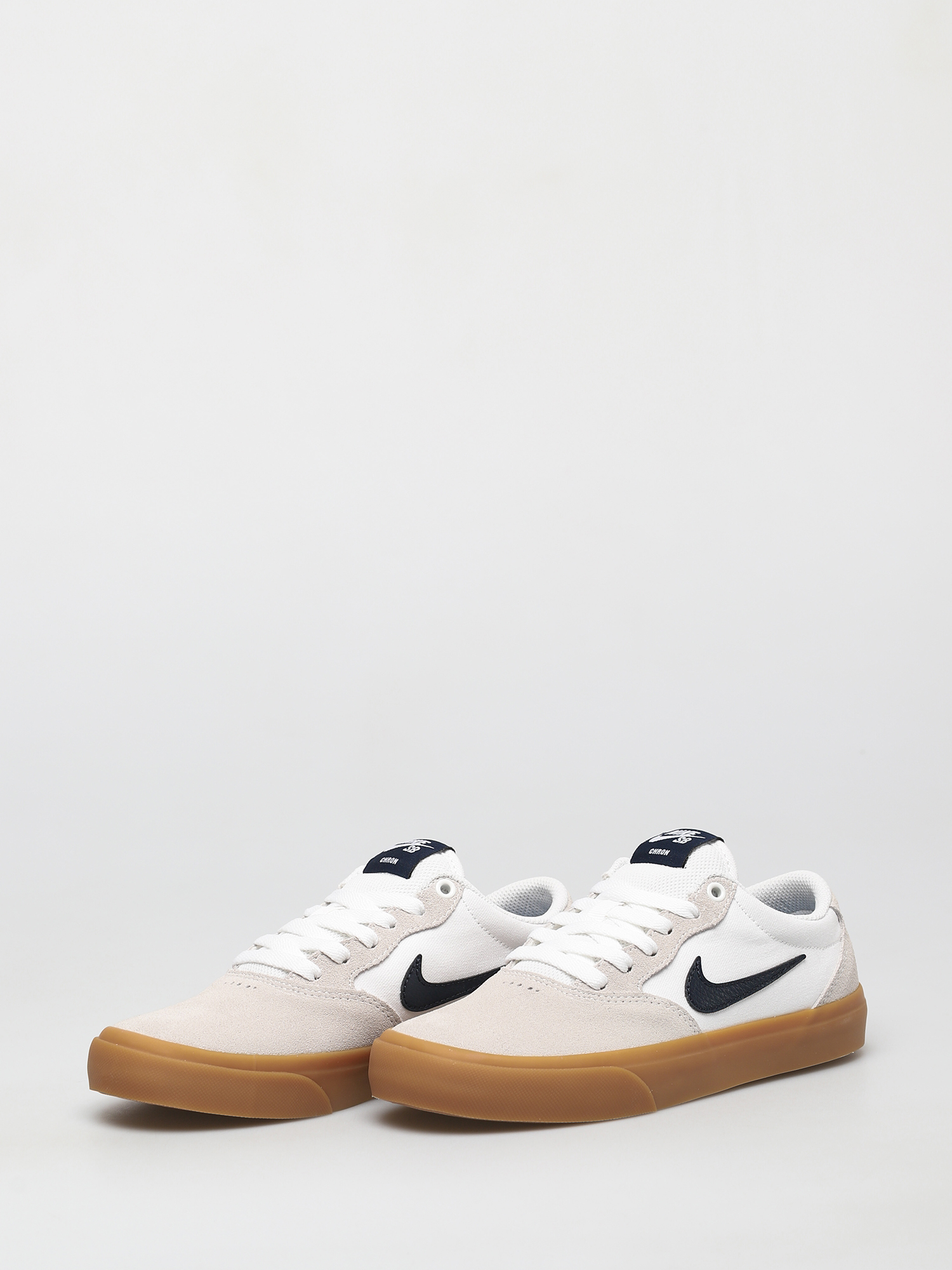 Buty Nike SB Chron Solarsoft (white/obsidian white white)