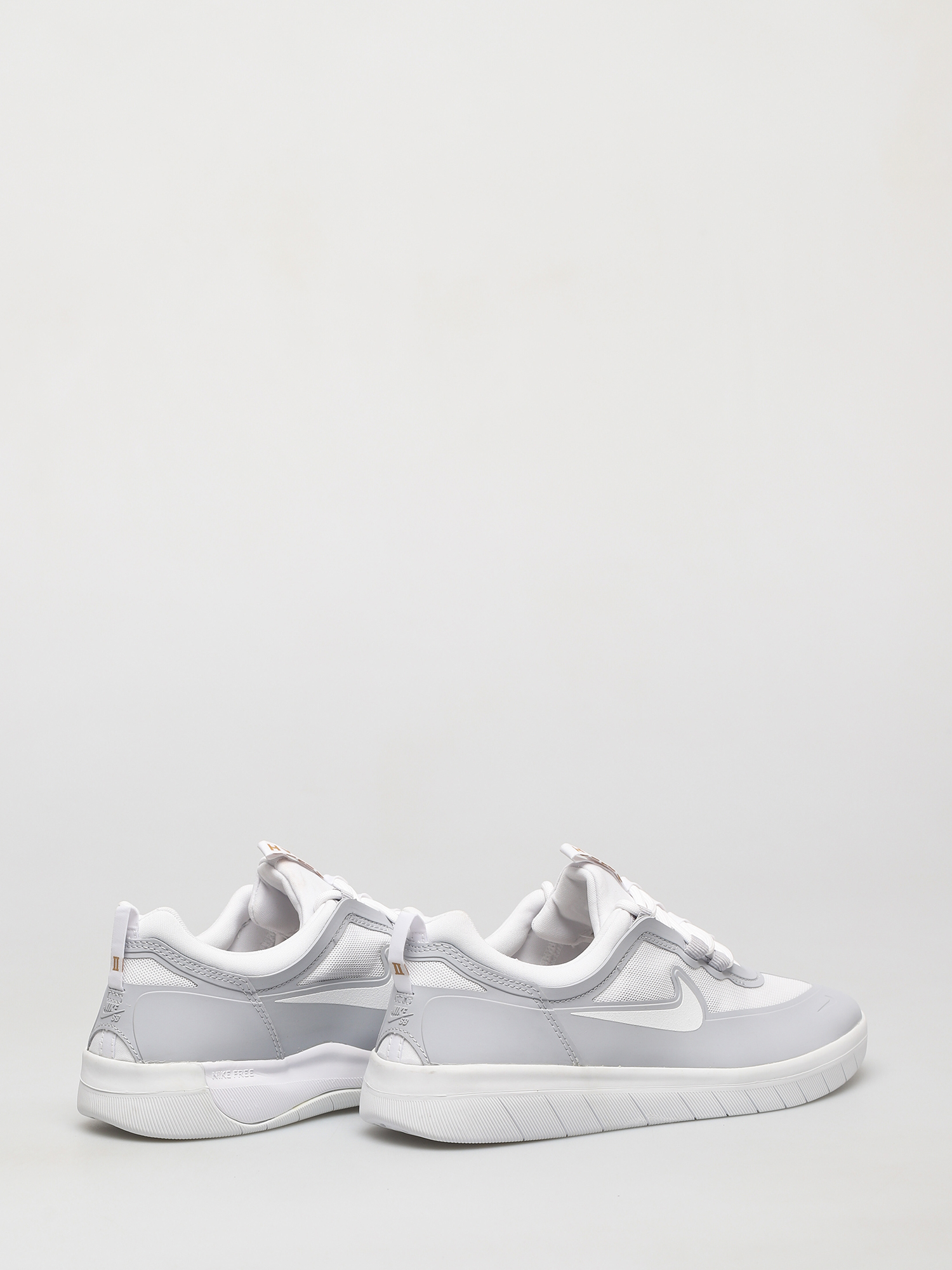 Buty Nike SB Nyjah Free 2 (sky grey/white sky grey metallic gold)