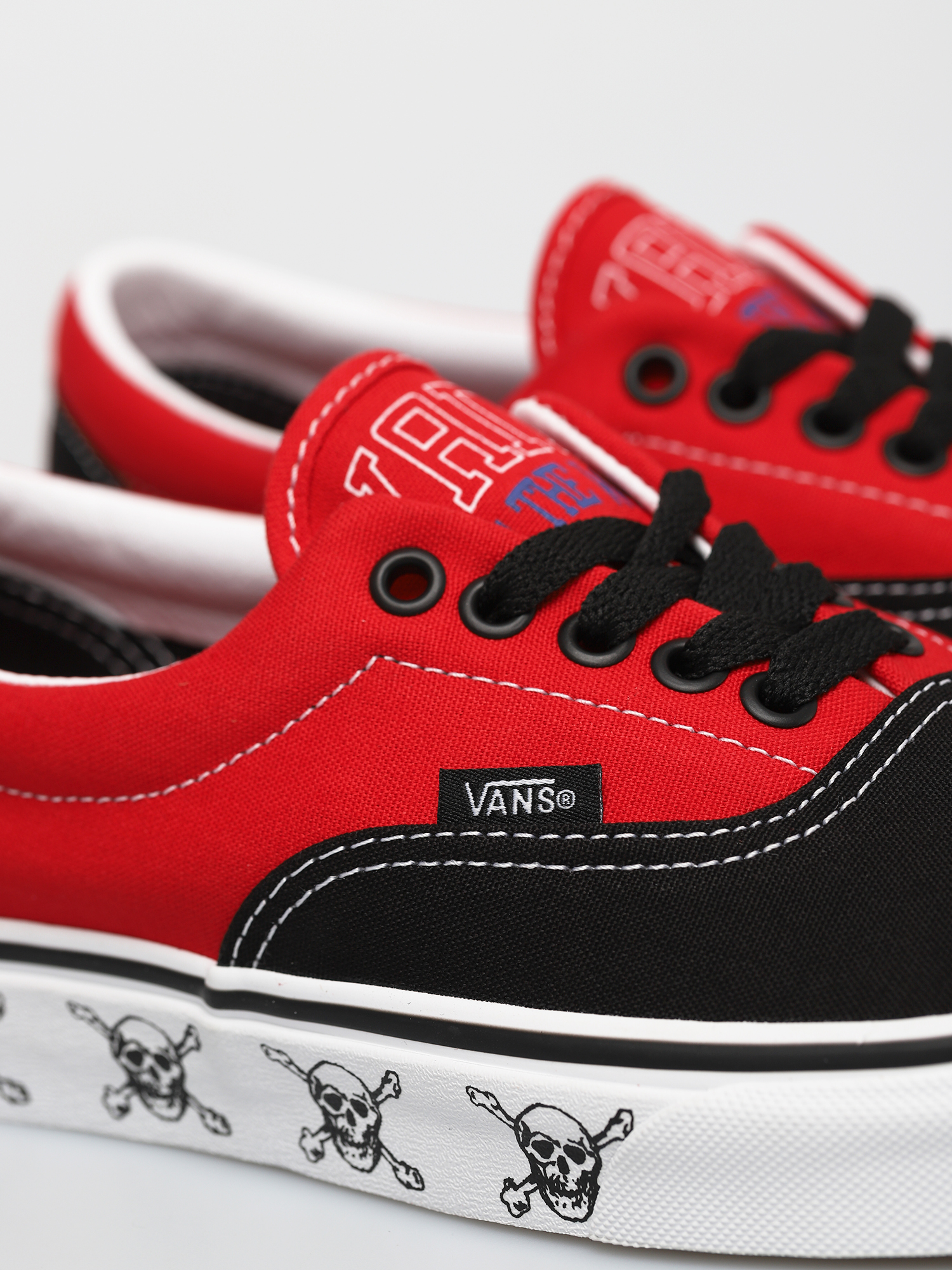 Buty Vans Era (new varsity black/high risk red)