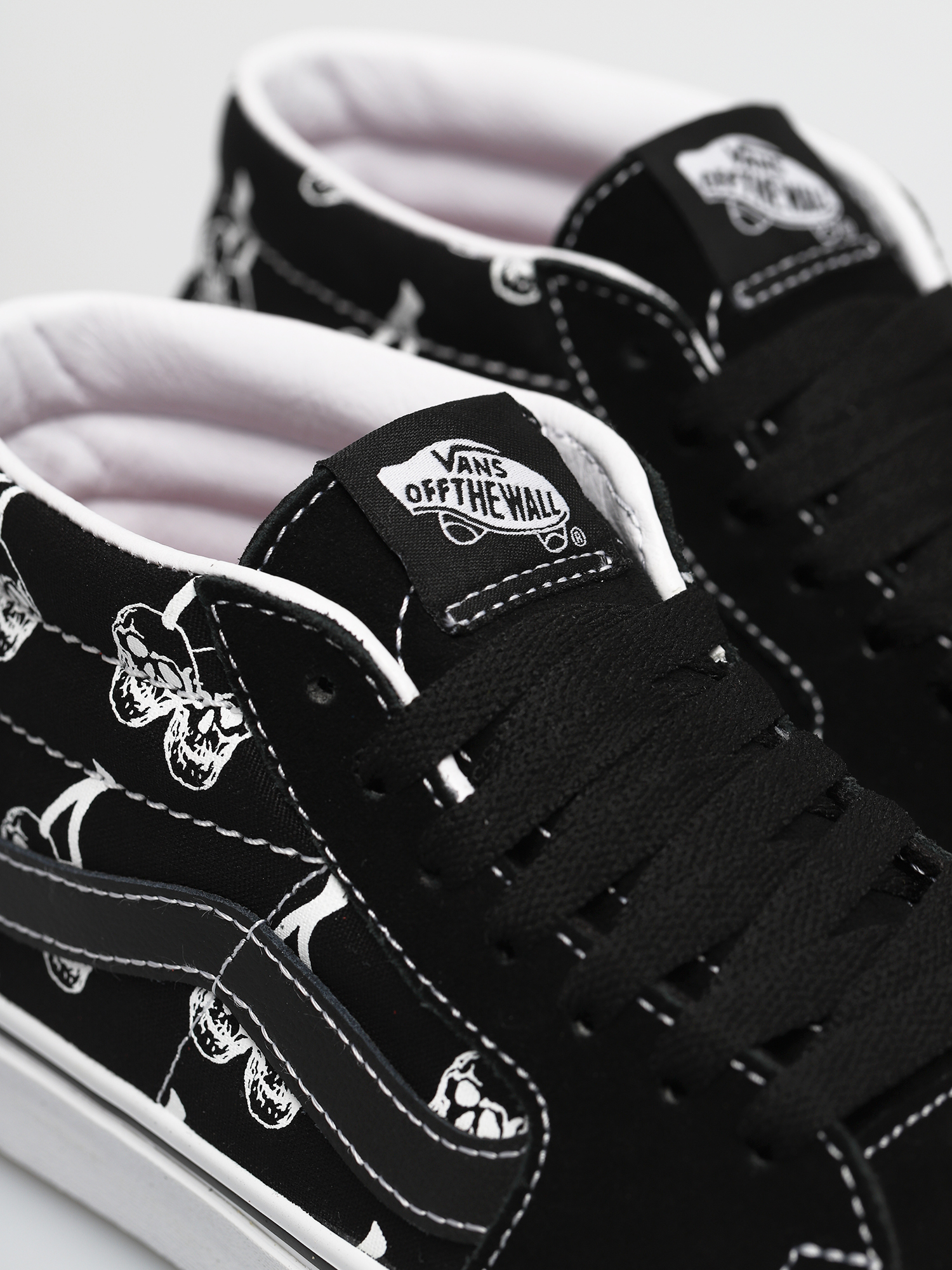 Buty Vans Sk8 Mid (new varsity black/true white)
