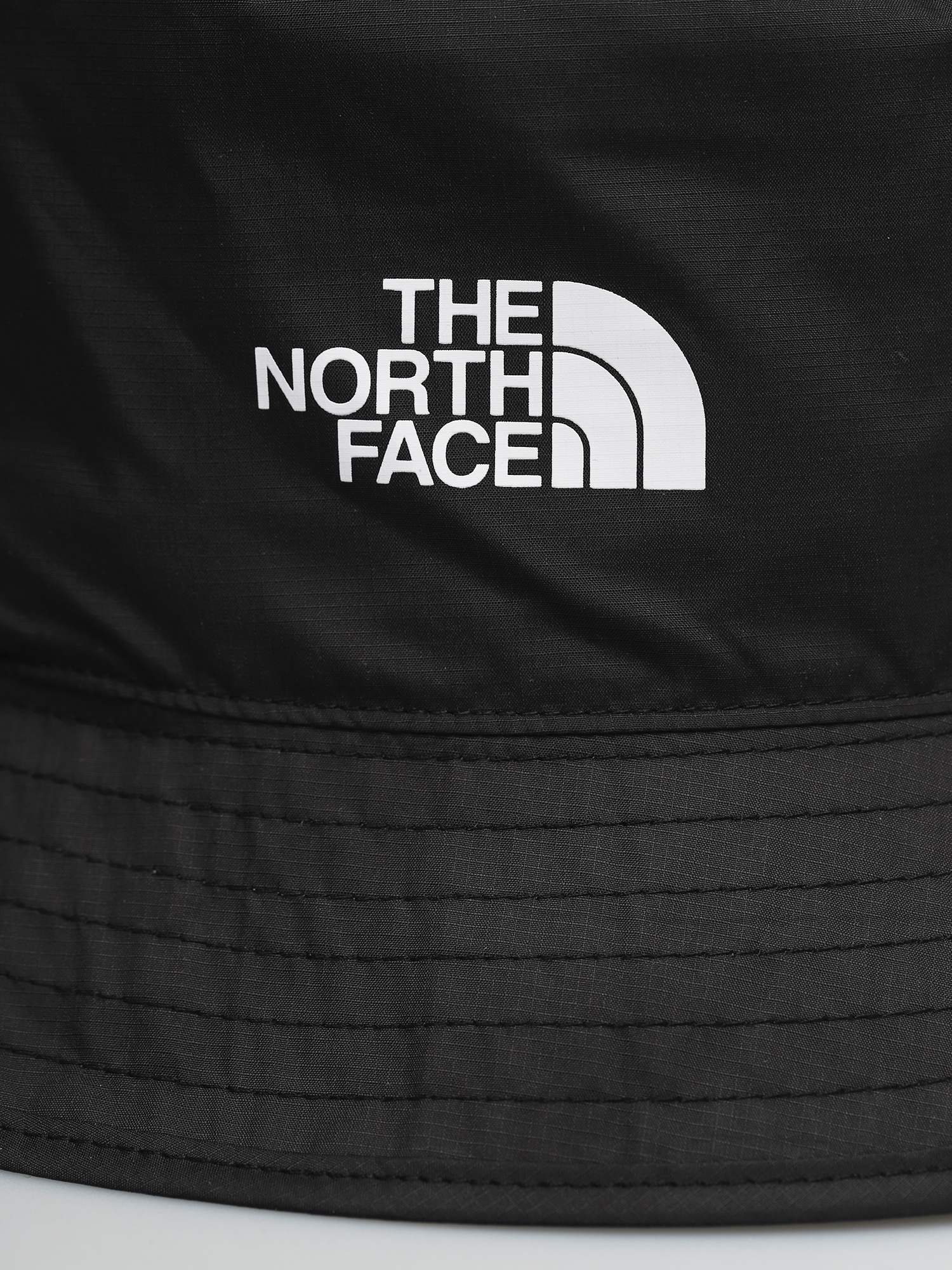Kapelusz The North Face Sun Stash (tnf black/tnf white)