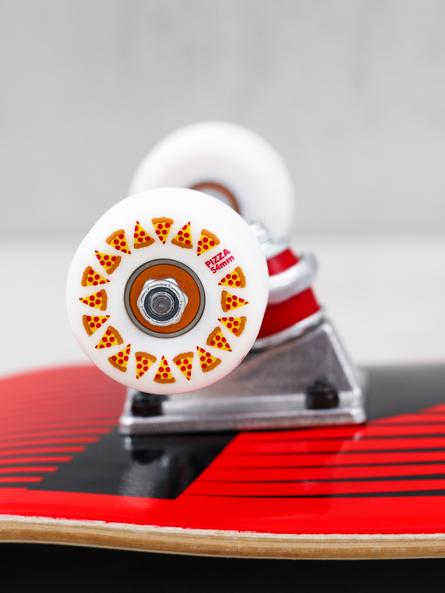 Deskorolka Pizza Skateboards Speedy (red/white/green)