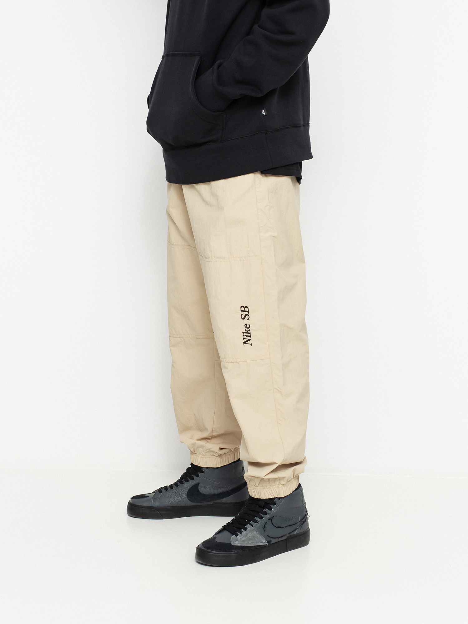 Spodnie Nike SB Left Leg Logo (grain/velvet brown)