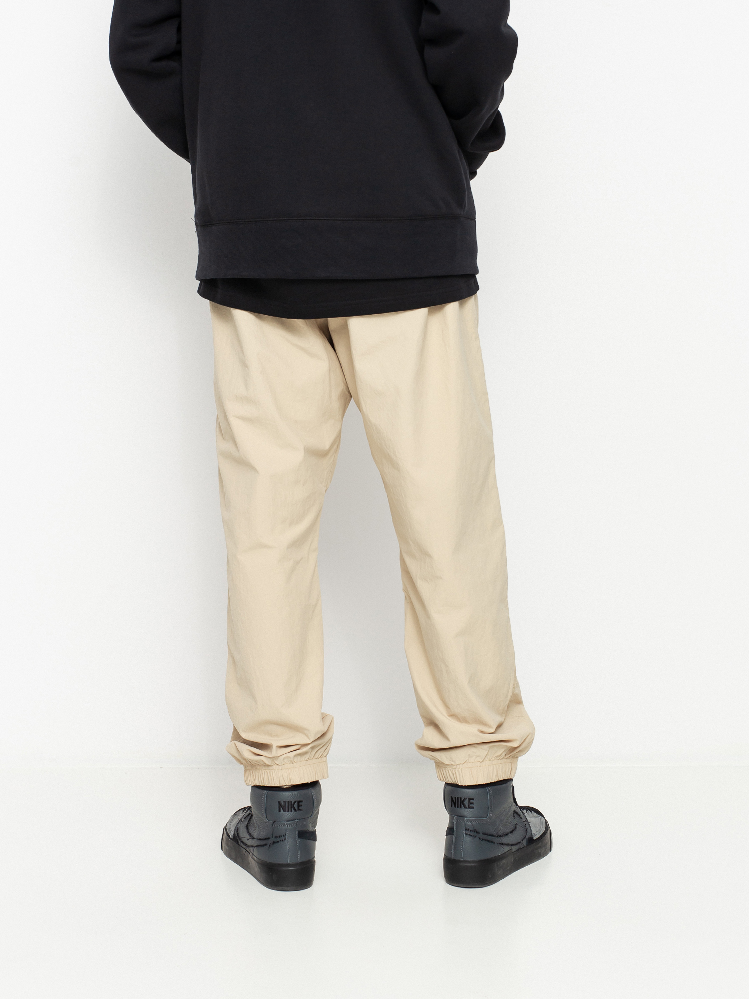 Spodnie Nike SB Left Leg Logo (grain/velvet brown)