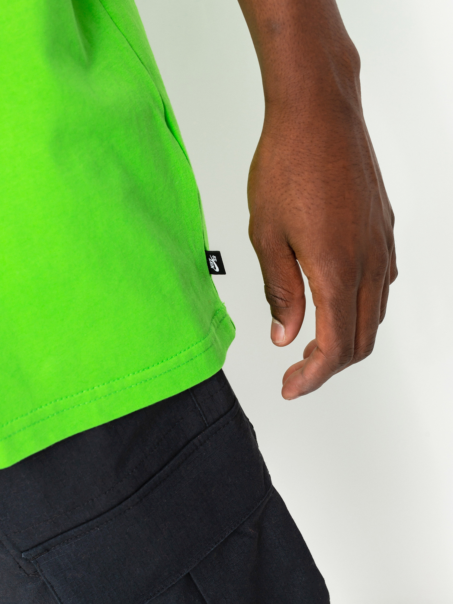 T-shirt Nike SB Micro Logo (mean green)