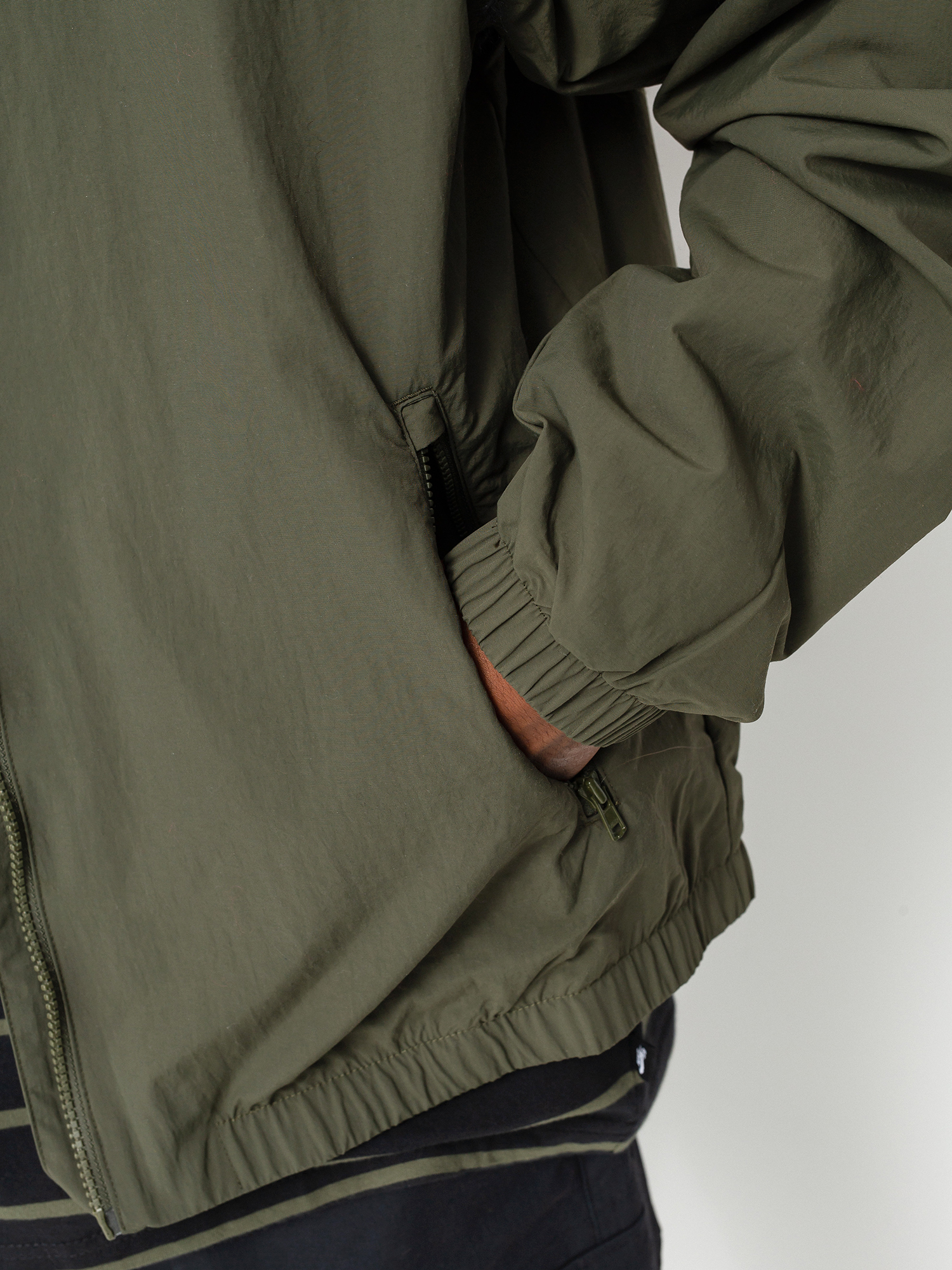 Kurtka Nike SB Coach (cargo khaki/black)
