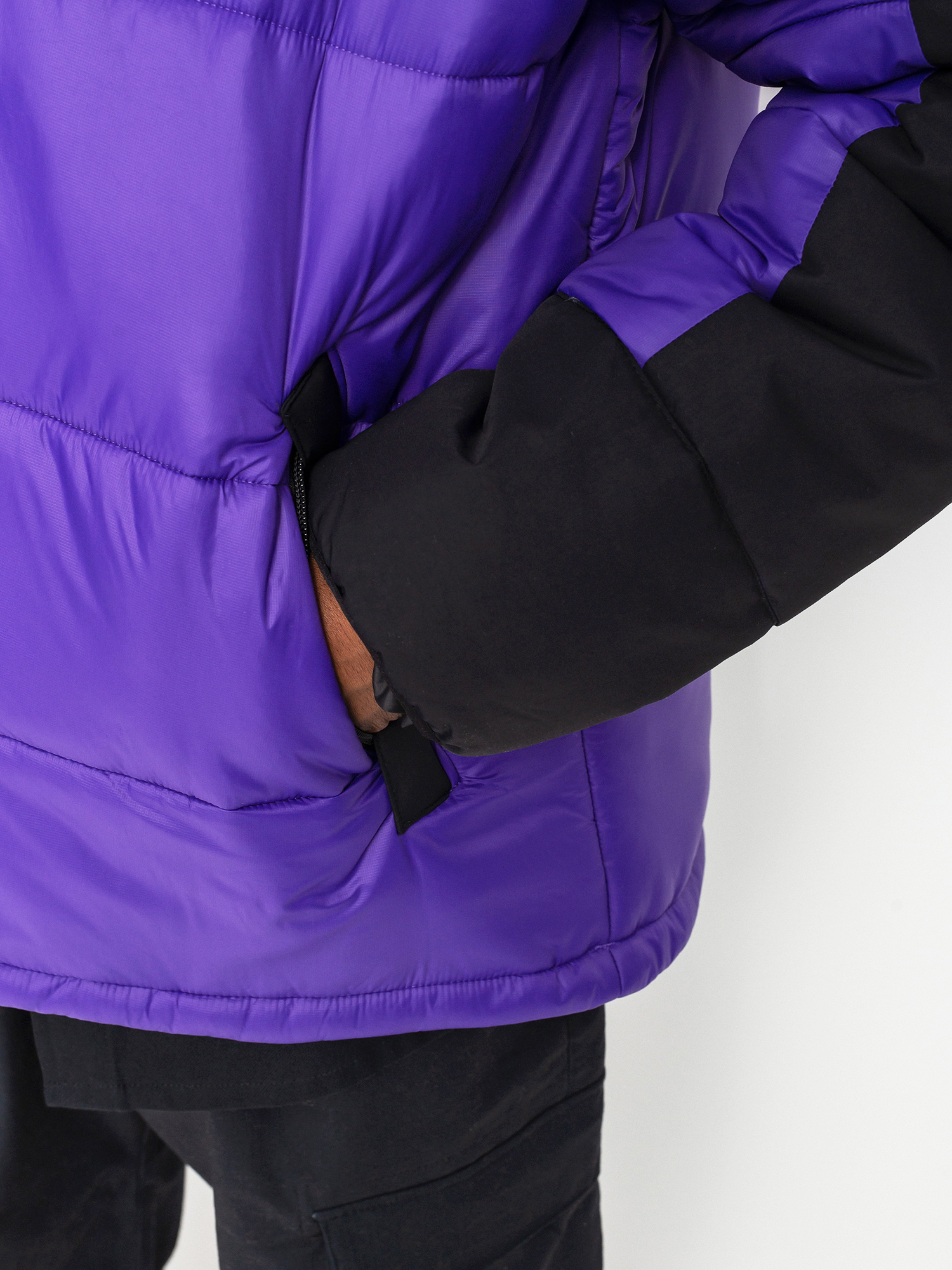 Kurtka The North Face Hmlyn Insulated (peak purple)
