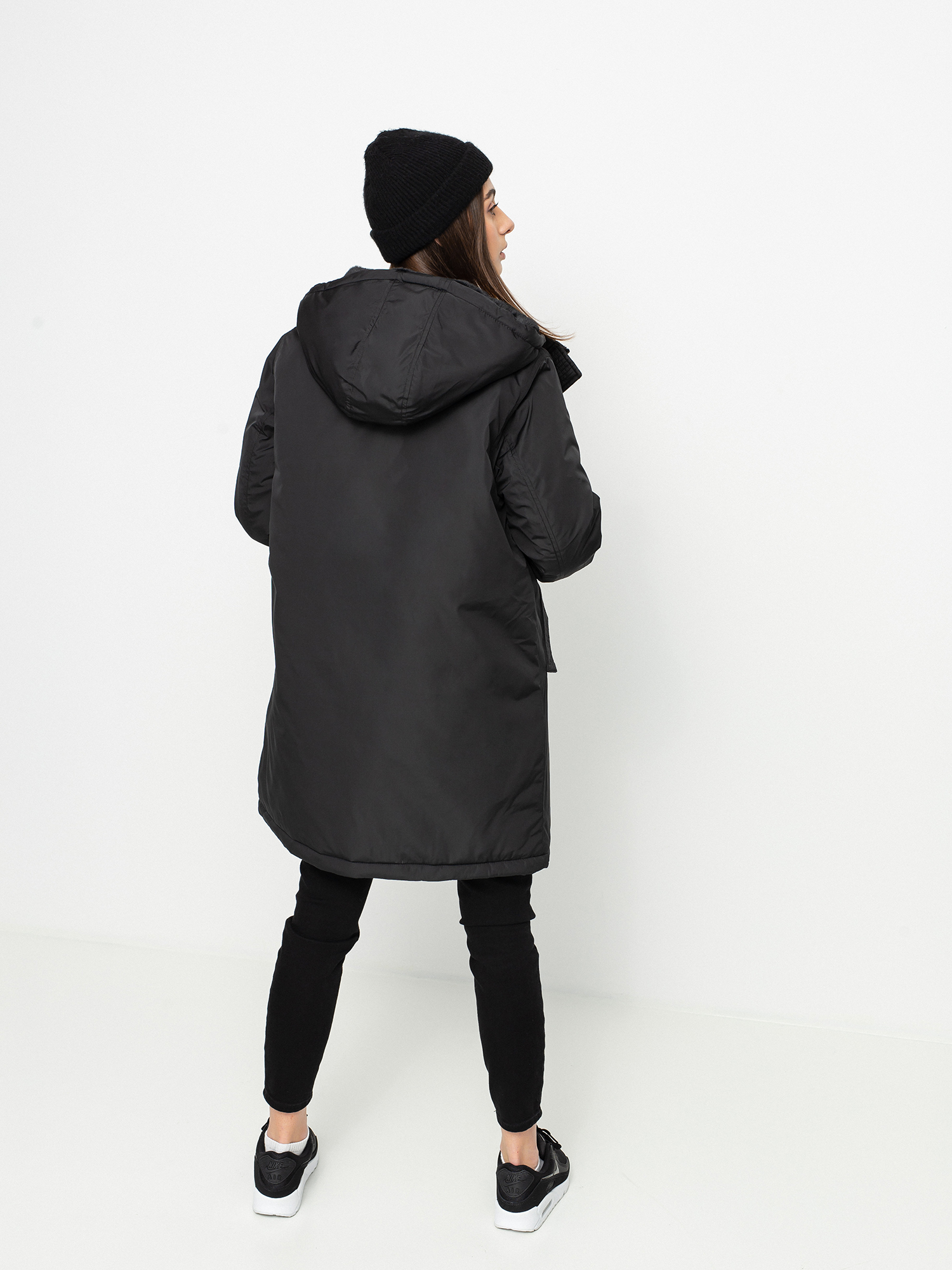 Kurtka Vans Shelby Parka Mte Wmn (black)