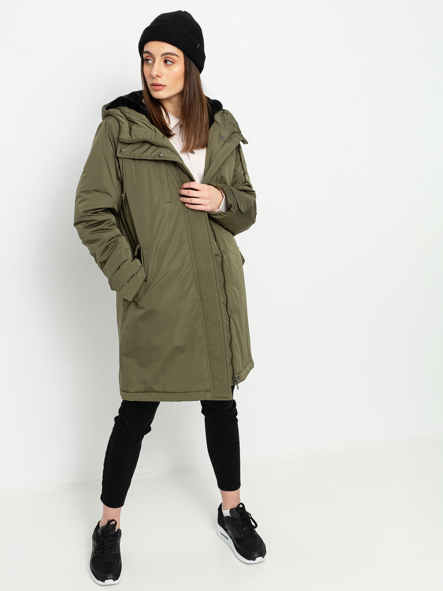 Kurtka Vans Shelby Parka Mte Wmn (grape leaf)