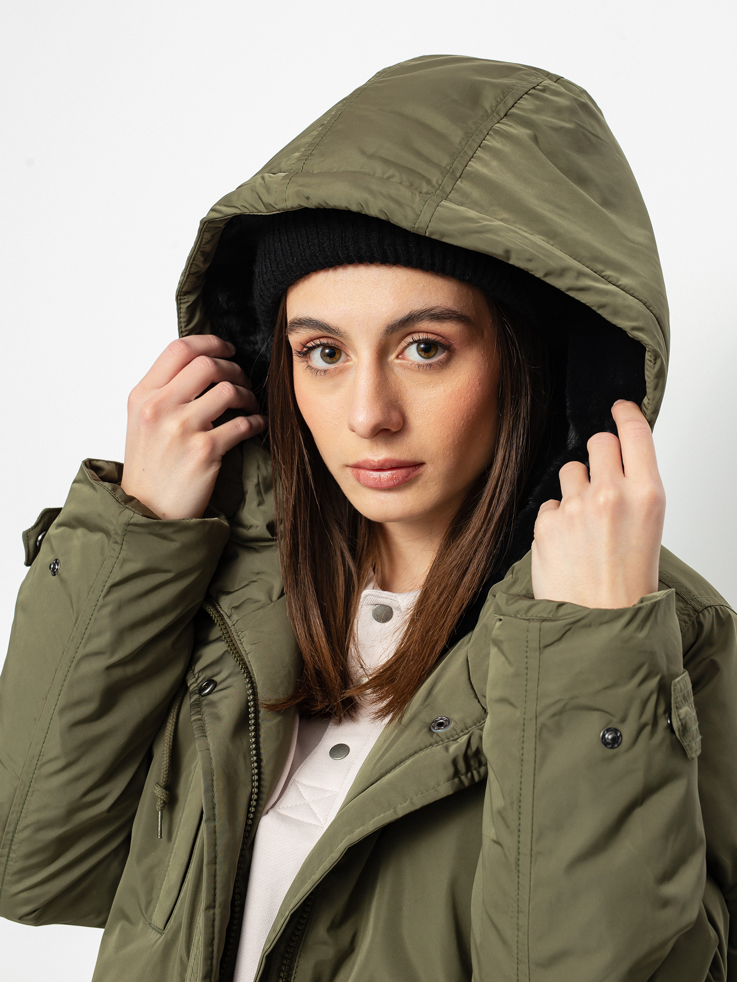 Kurtka Vans Shelby Parka Mte Wmn (grape leaf)