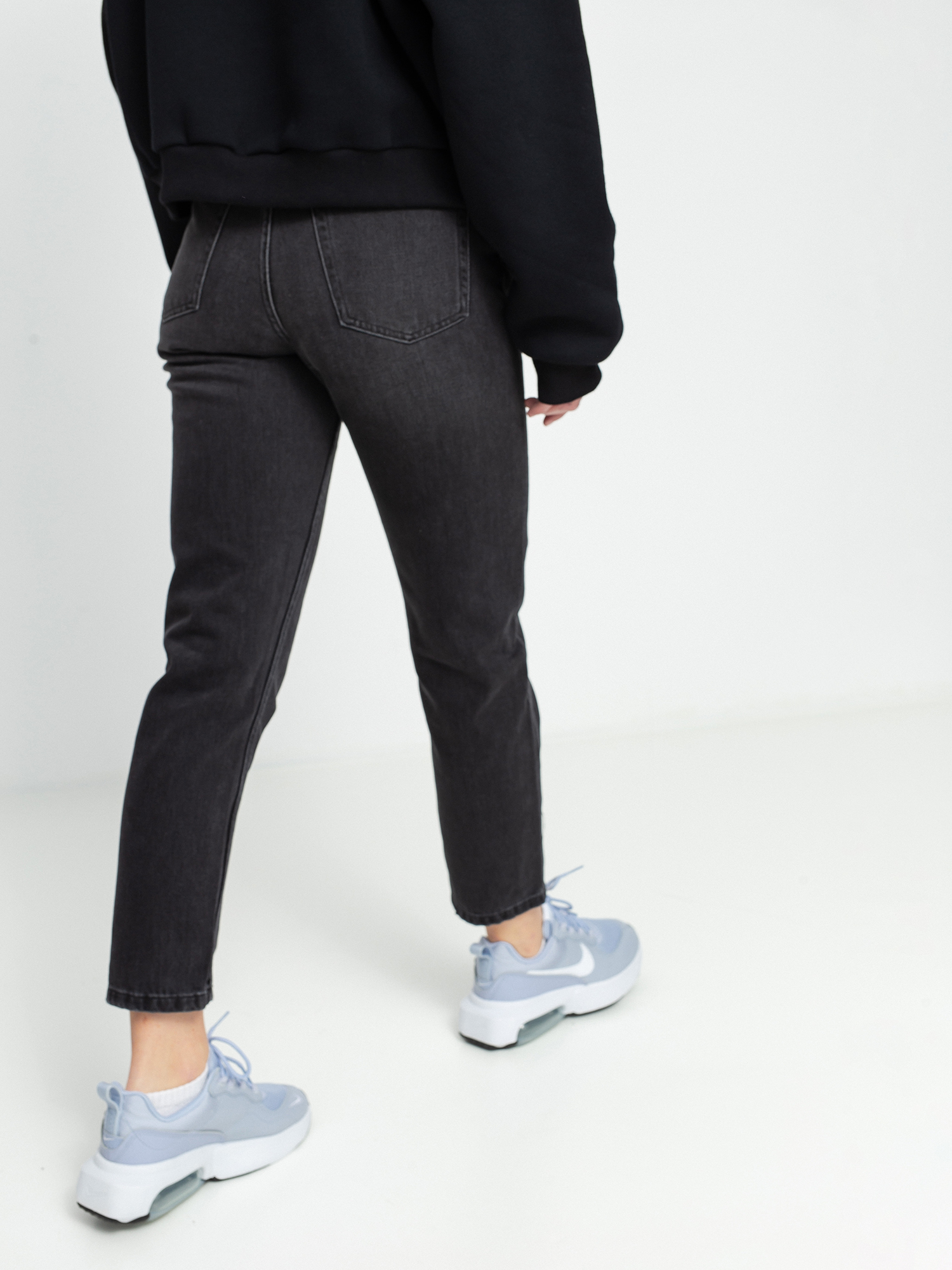 Spodnie Carhartt WIP Page Carrot Ankle Wmn (black)