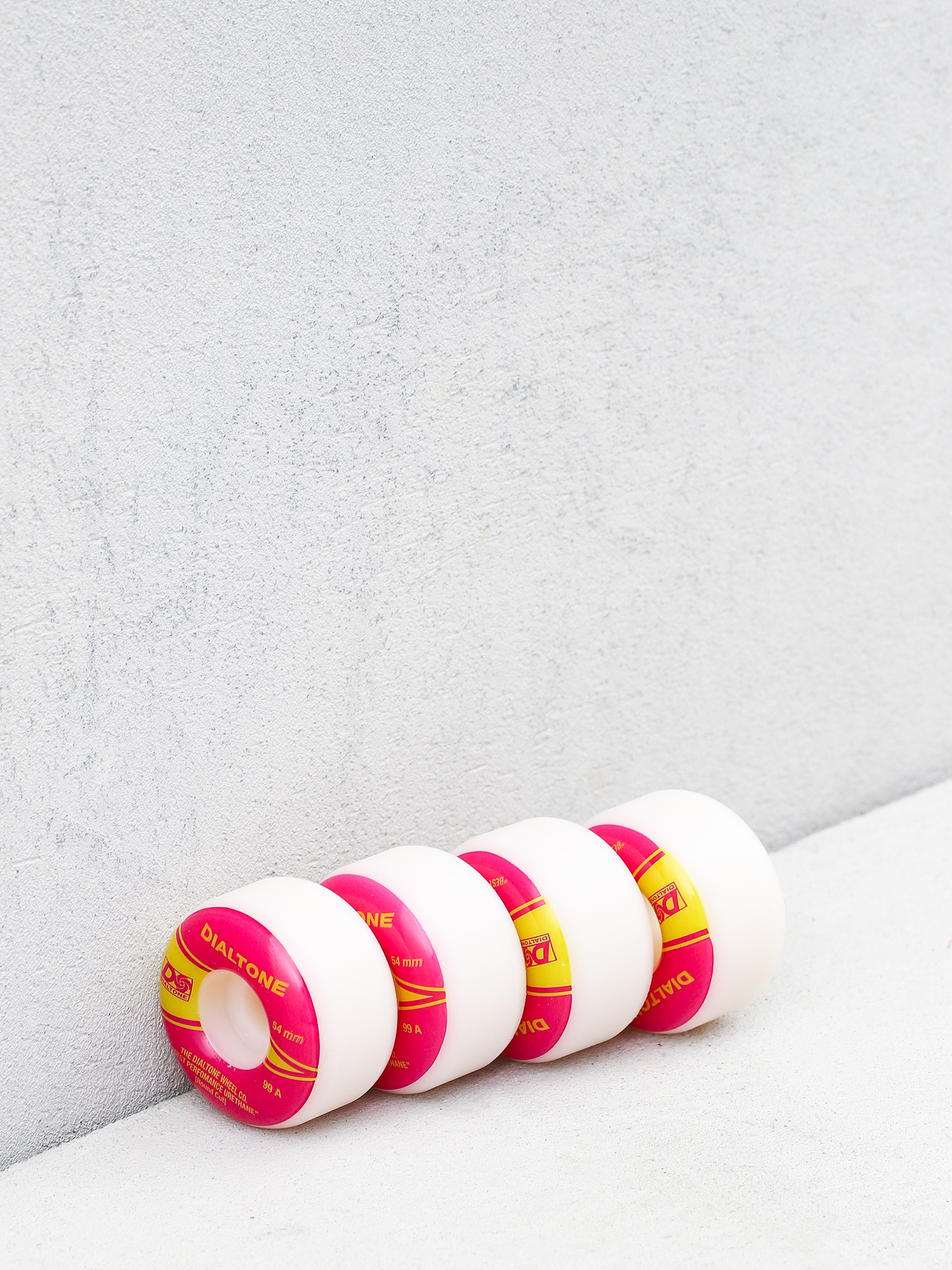 Kółka Dial Tone Atlantic Round Cut (white/pink)