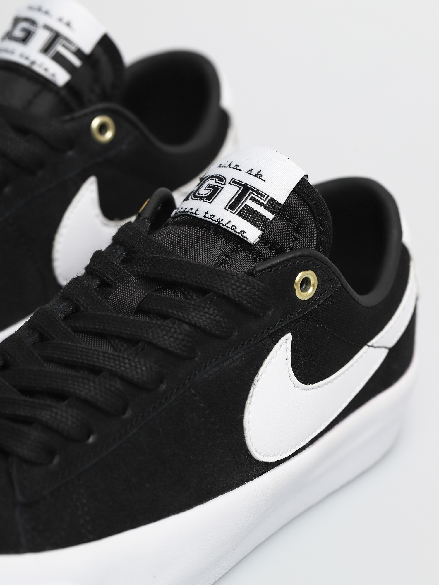 Buty Nike SB Zoom Blazer Low Pro Gt (black/white black gum light brown)