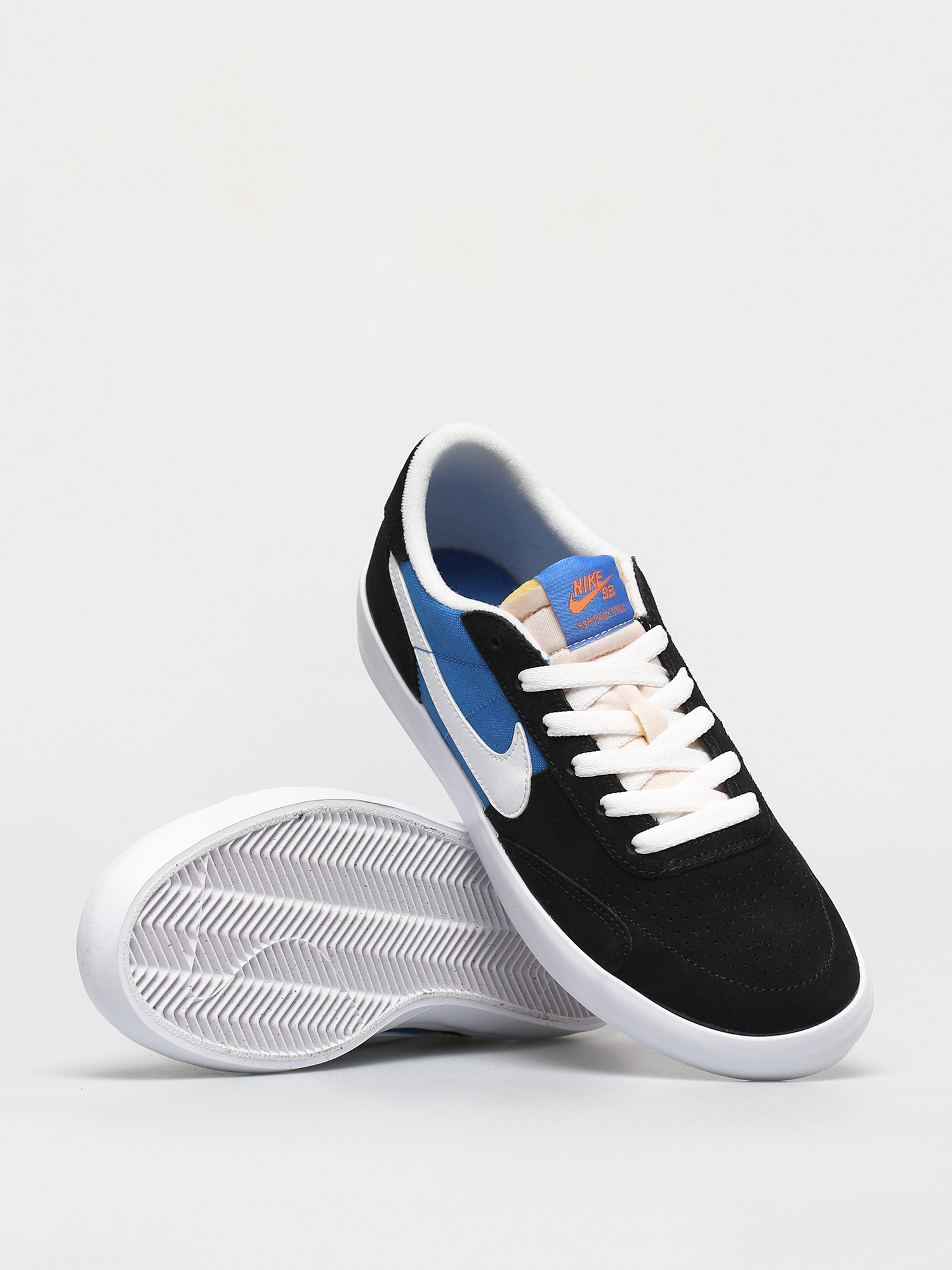 Buty Nike SB Heritage Vulc (black/white signal blue safety orange)