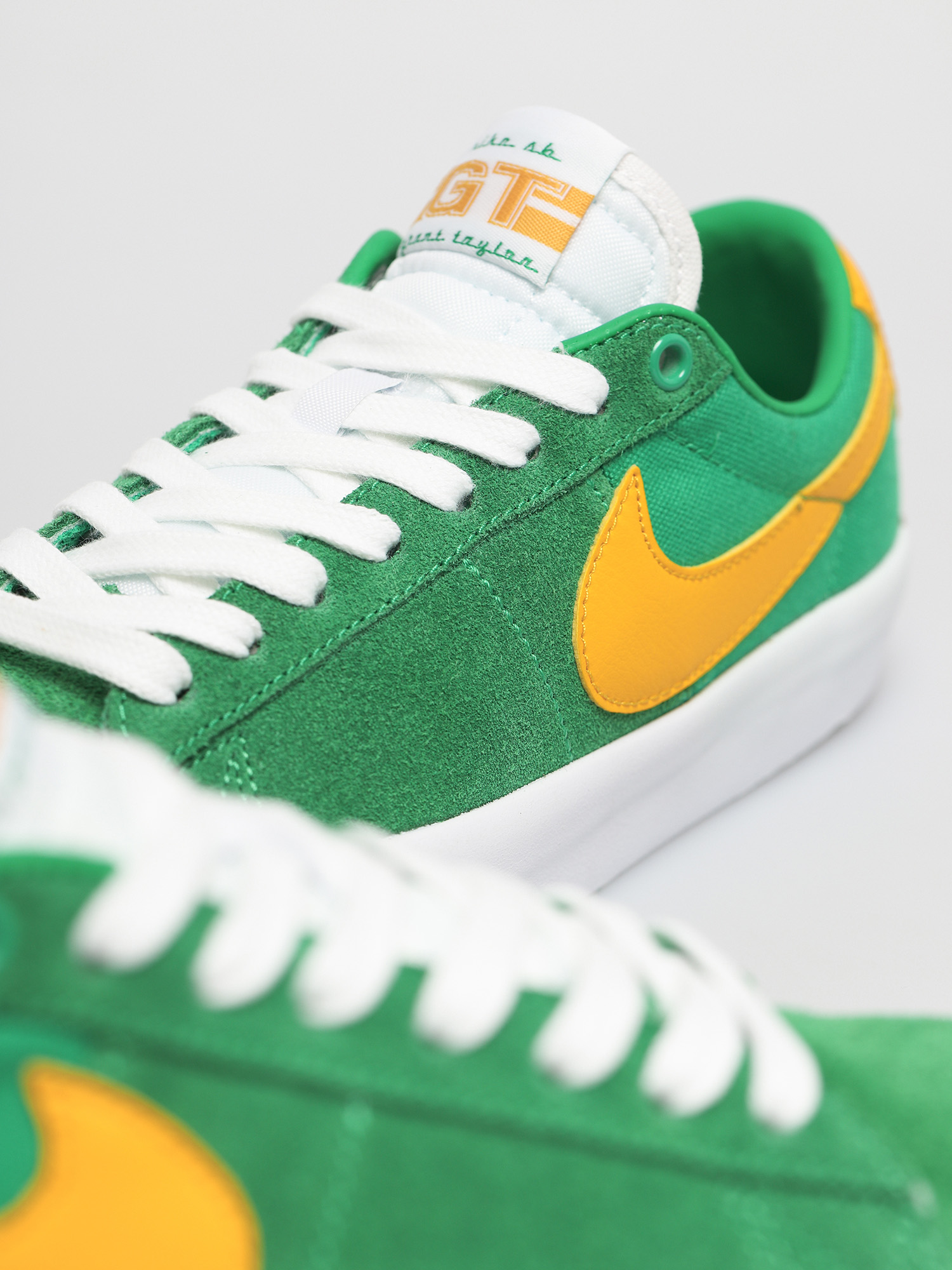 Buty Nike SB Zoom Blazer Low Pro Gt (lucky green/university gold black white)