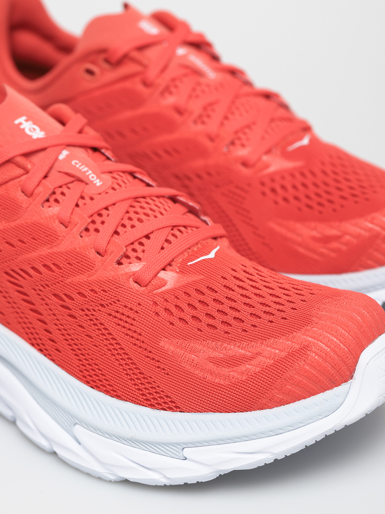 Buty Hoka One One Clifton Edge Wmn (hot coral/white)