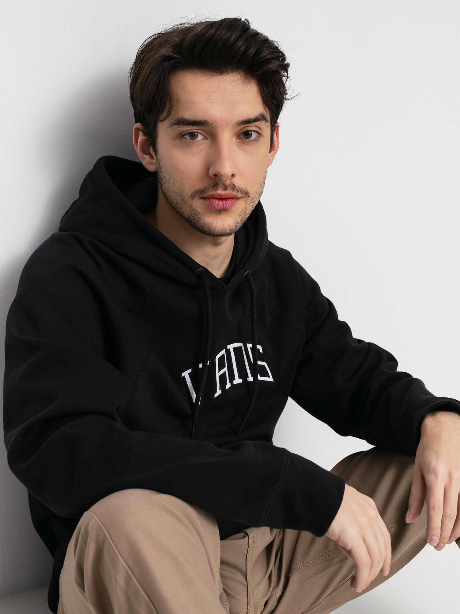 Bluza z kapturem Vans Versa Standard HD (black new varsity)