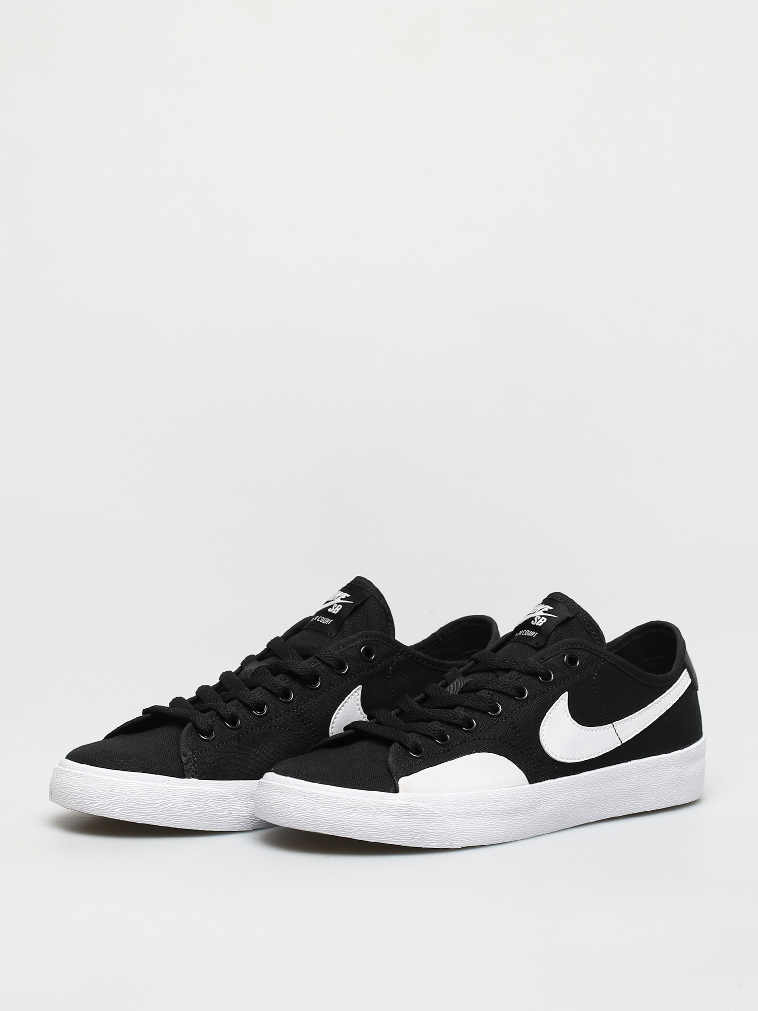 Buty Nike SB Blazer Court (black/white black gum light brown)