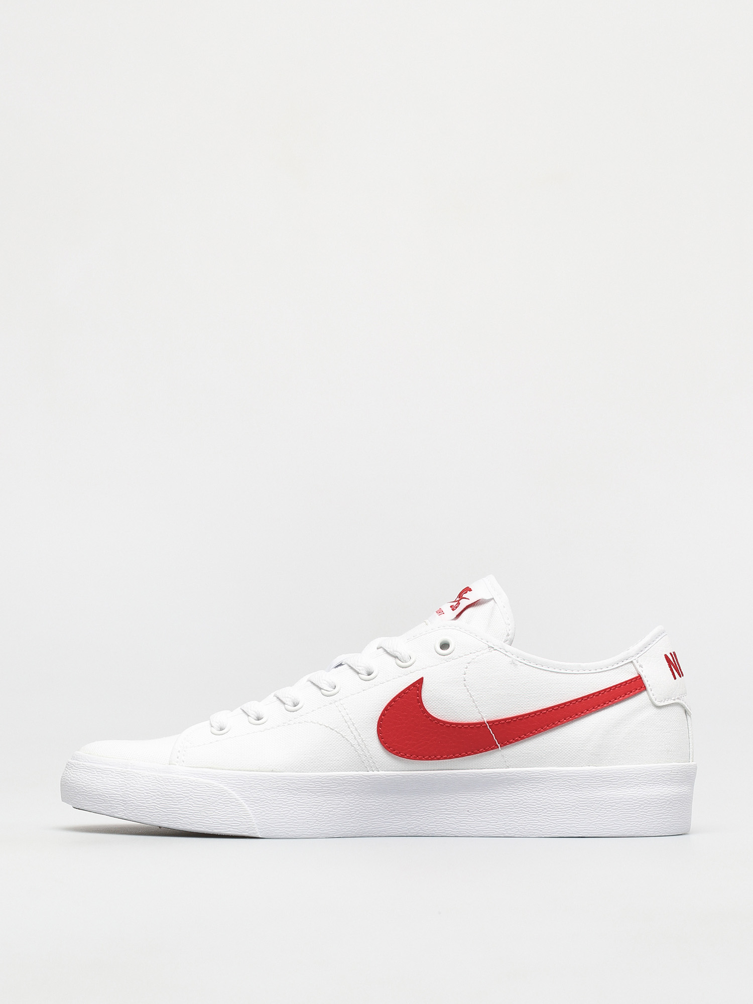 Buty Nike SB Blazer Court (white/university red white black)