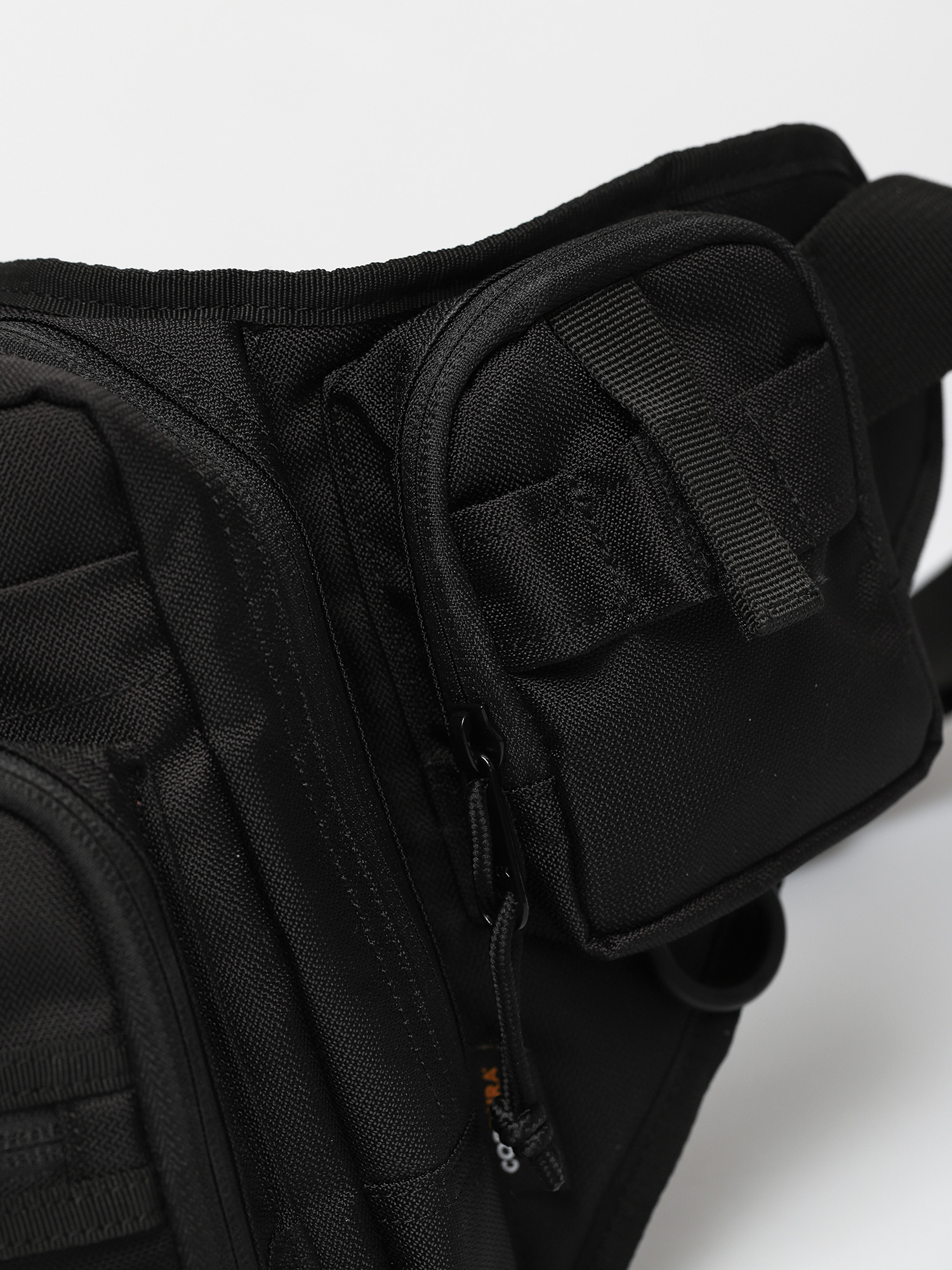 Nerka Carhartt WIP Delta Shoulder (black)