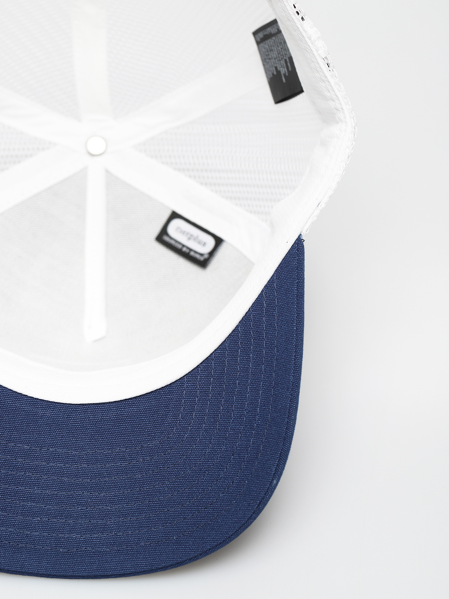 Czapka z daszkiem Brixton Alpha Block X C Mp Mesh ZD (navy/white)