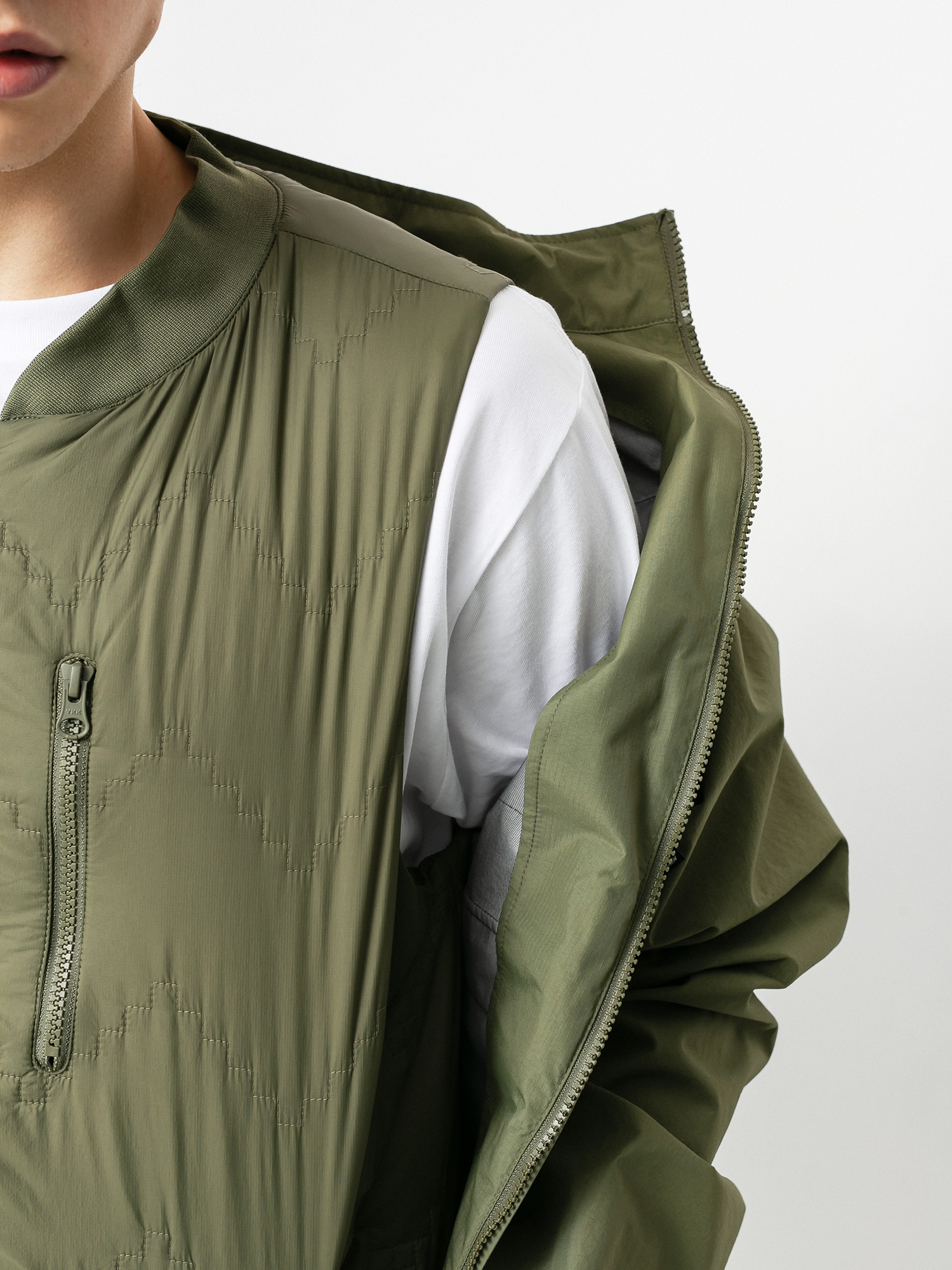 Kurtka Nike SB Sheild Winterized (medium olive/medium olive)