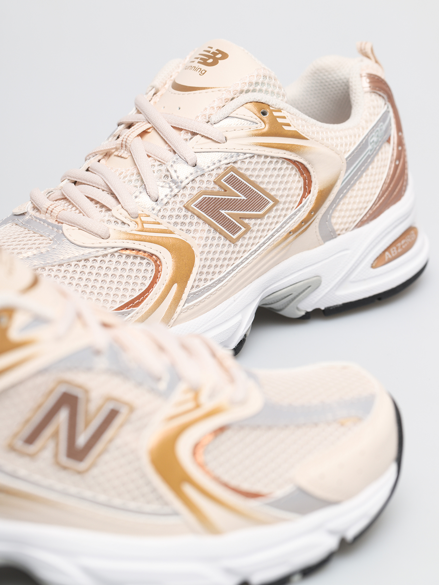 Buty New Balance 530 (light pink rose gold)